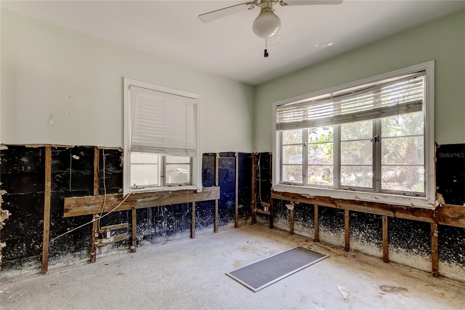 Listing photo id 45 for 412 20th Avenue