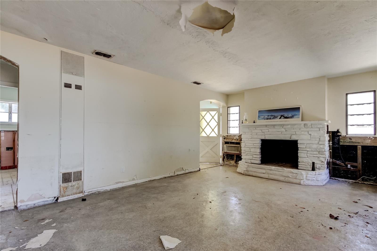 Listing photo id 52 for 412 20th Avenue