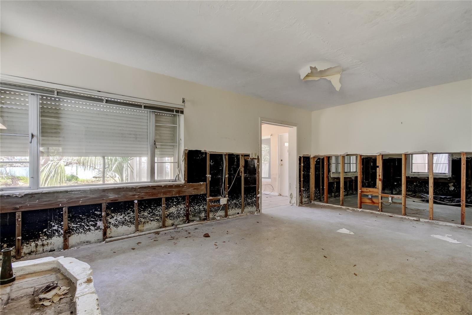 Listing photo id 54 for 412 20th Avenue