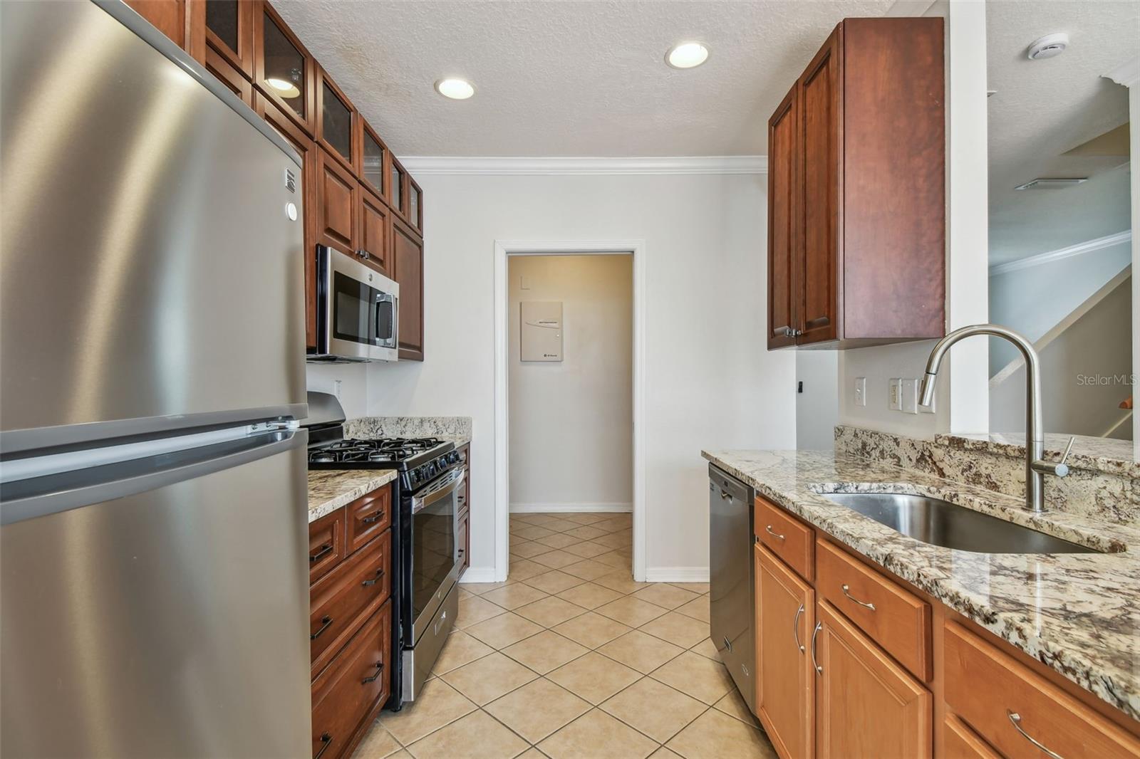 Image 12 of 48 For 11541 Fountainhead Drive