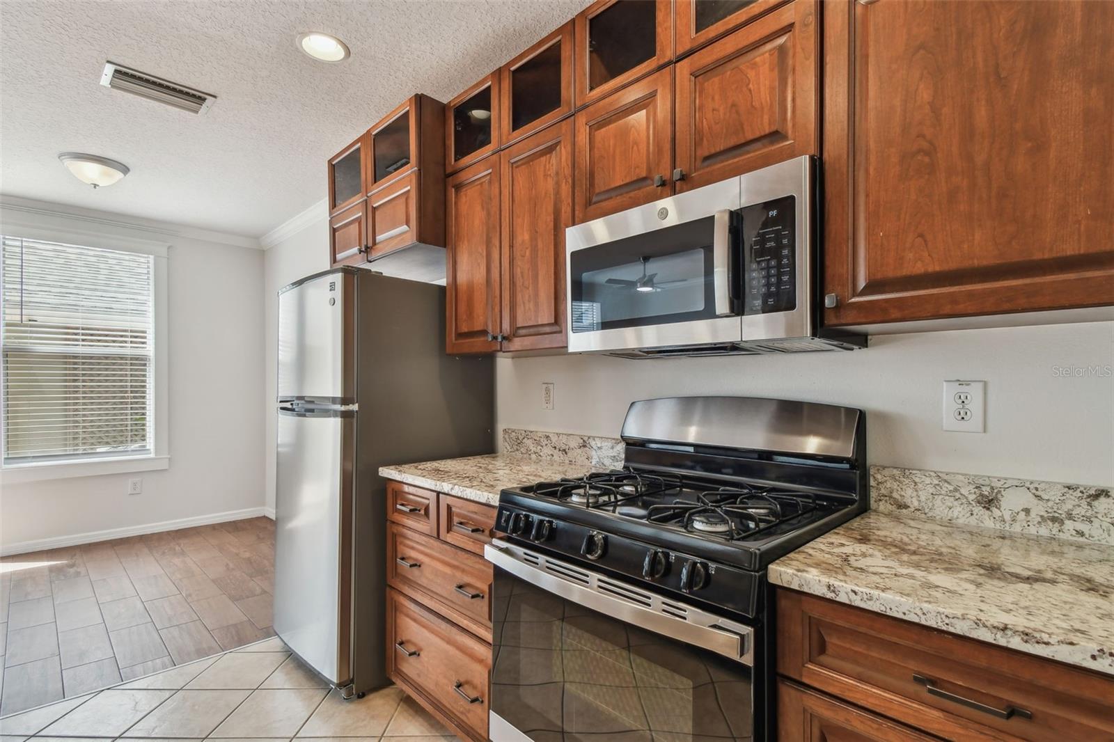 Image 14 of 48 For 11541 Fountainhead Drive