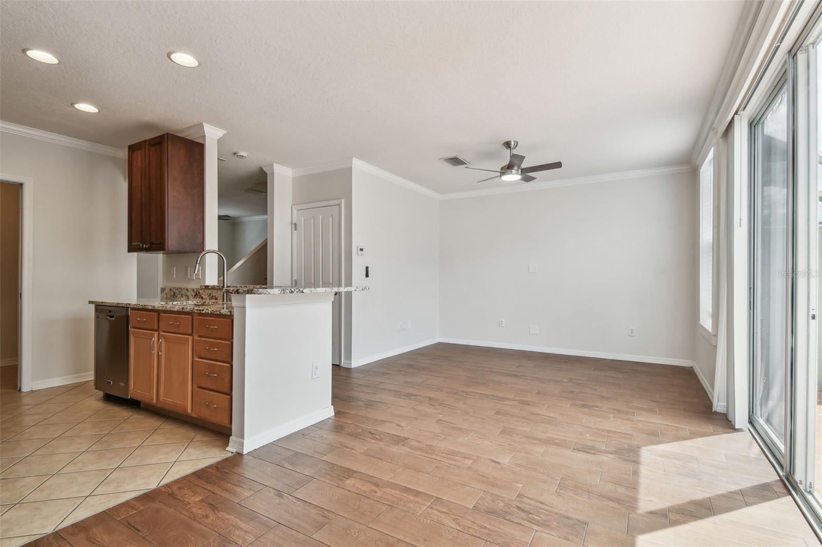 Image 19 of 48 For 11541 Fountainhead Drive
