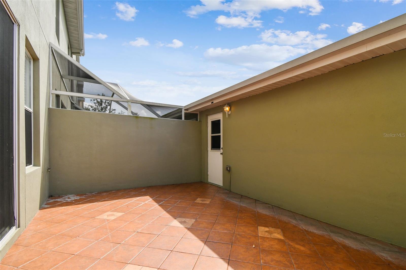 Image 37 of 48 For 11541 Fountainhead Drive