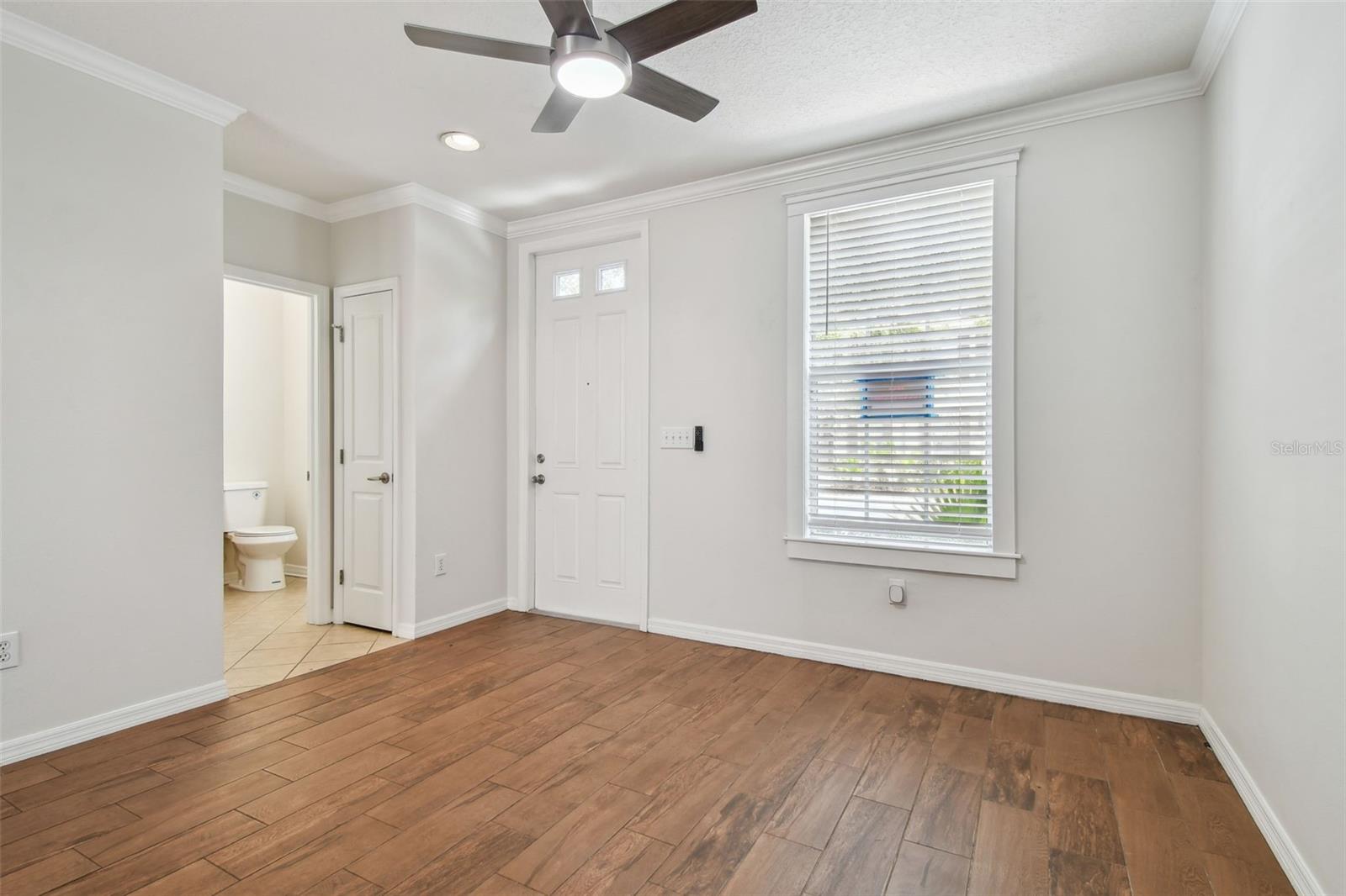 Image 7 of 48 For 11541 Fountainhead Drive