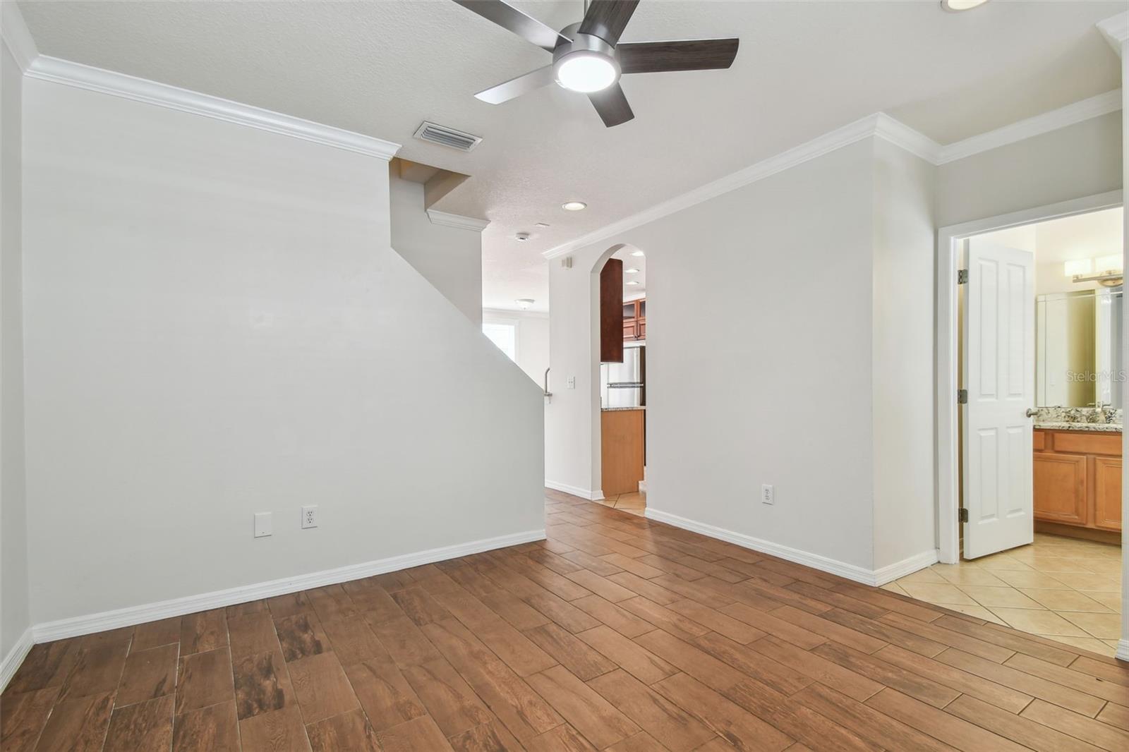 Image 9 of 48 For 11541 Fountainhead Drive