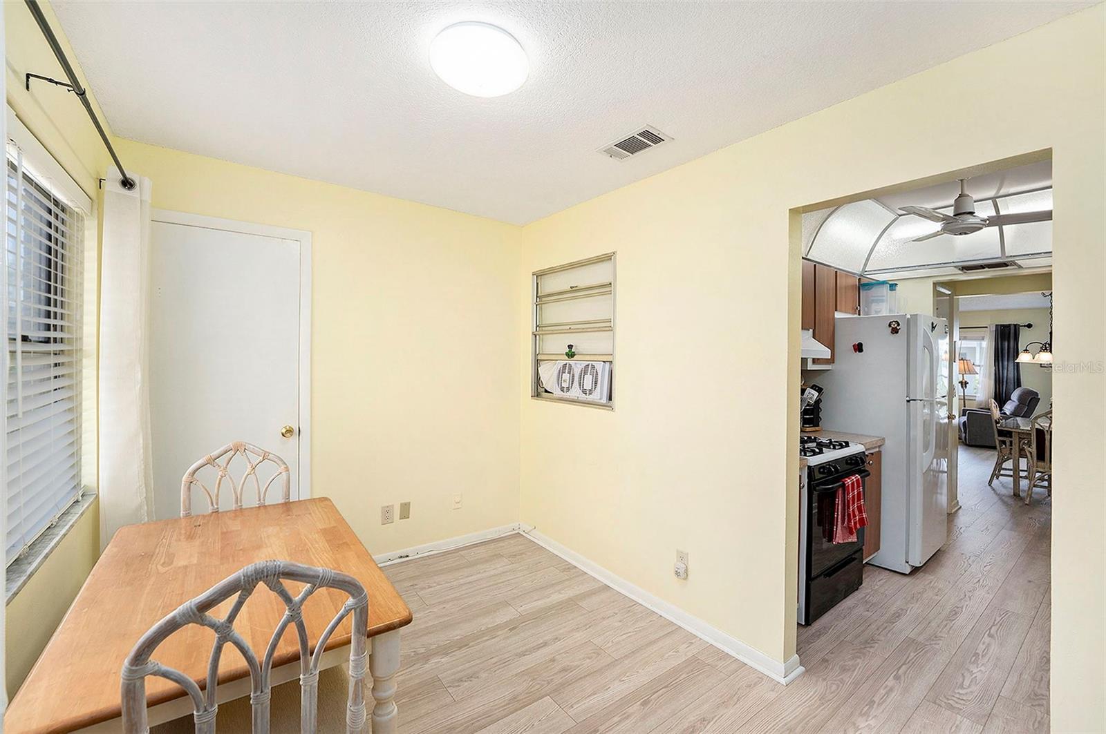 Image 17 of 32 For 5216 81st Street N 2