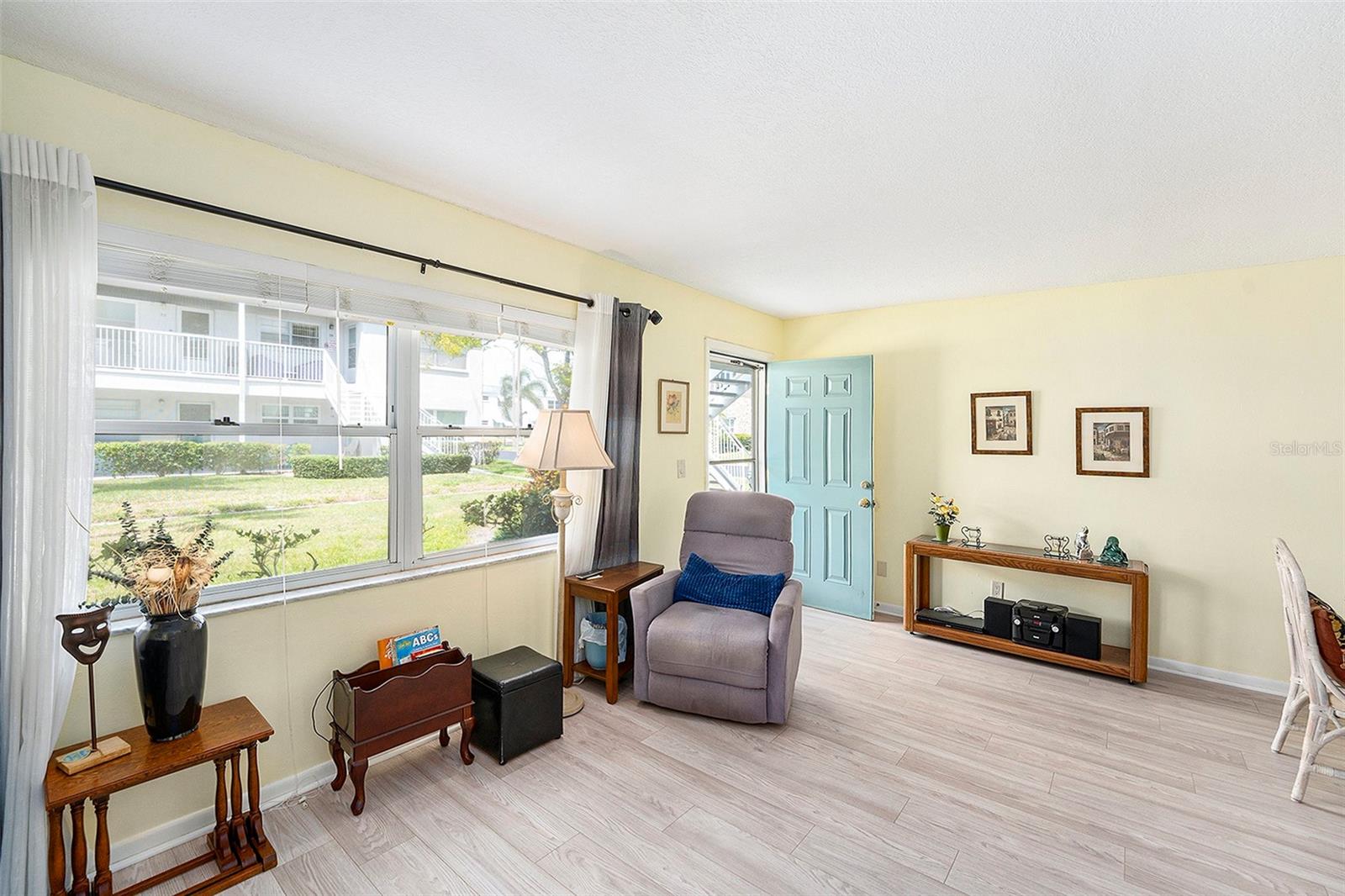 Image 9 of 32 For 5216 81st Street N 2