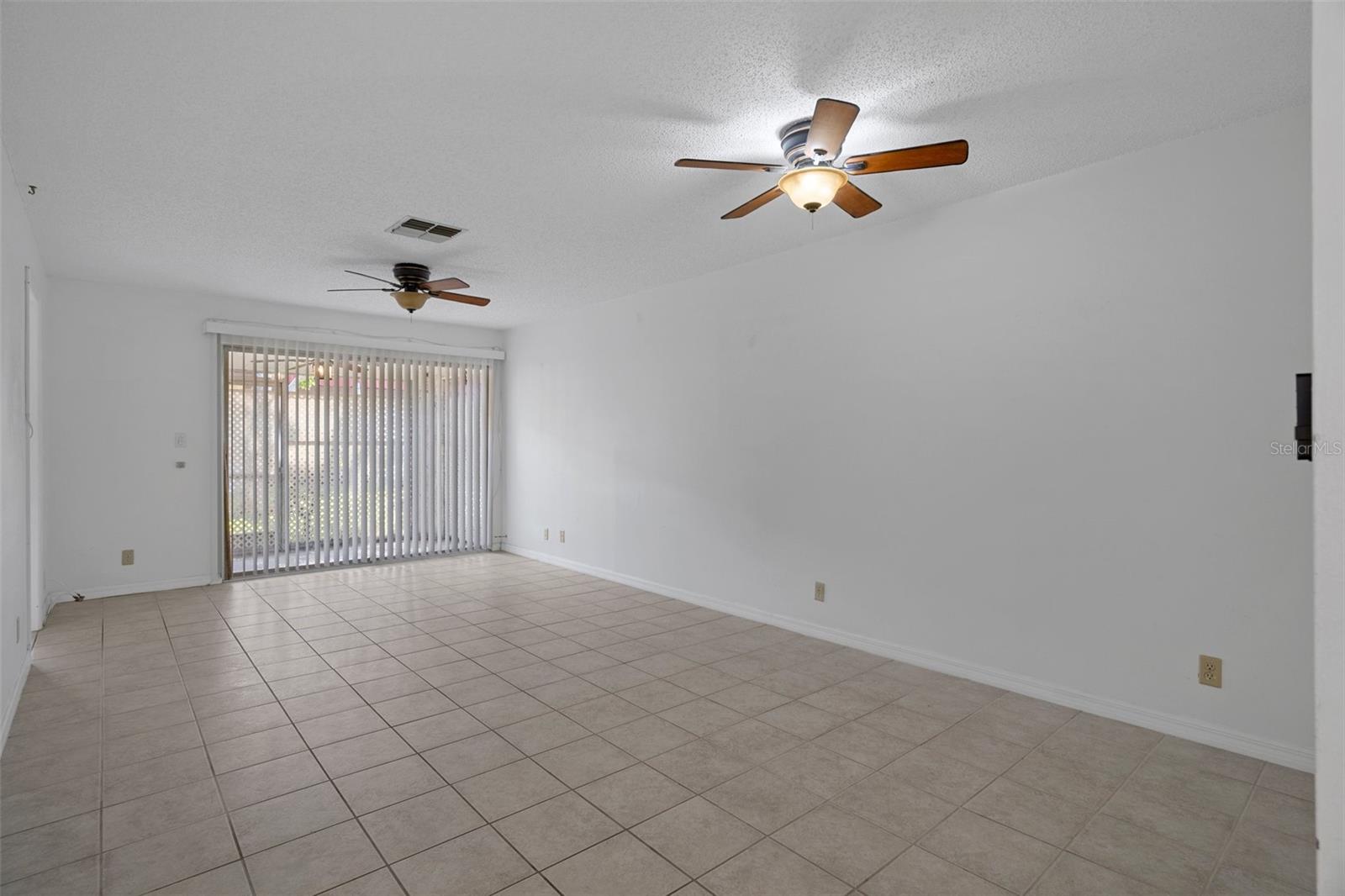 Image 12 of 40 For 601 Hercules Avenue 1602