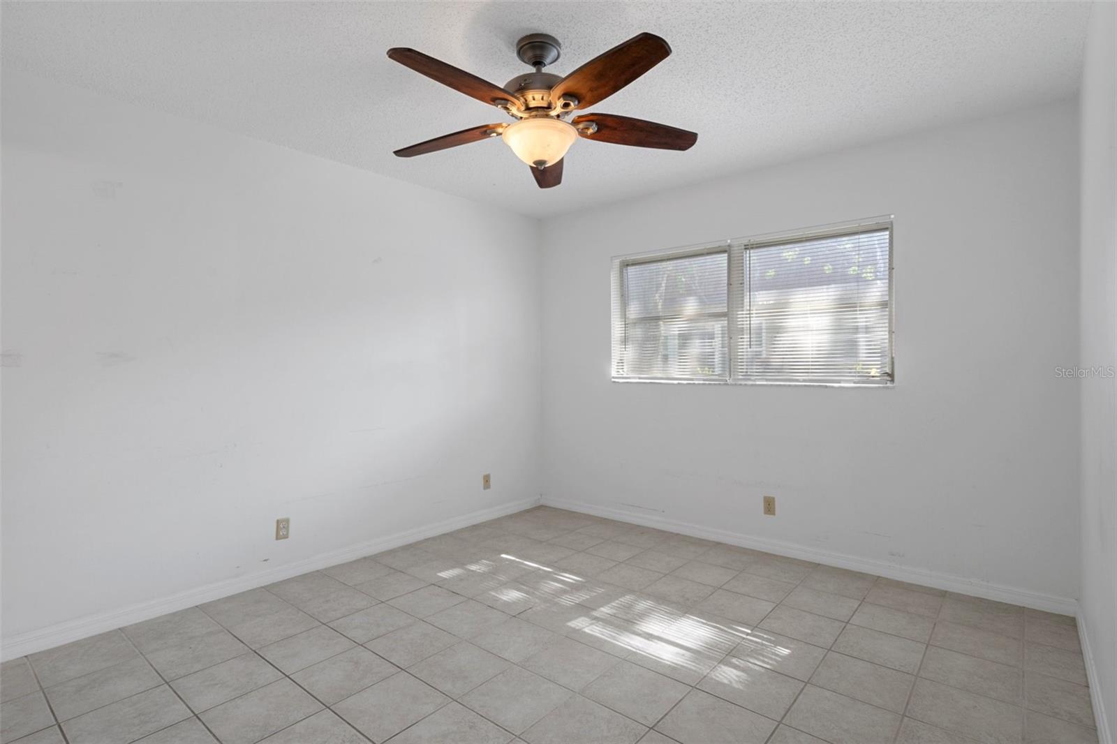 Image 15 of 40 For 601 Hercules Avenue 1602