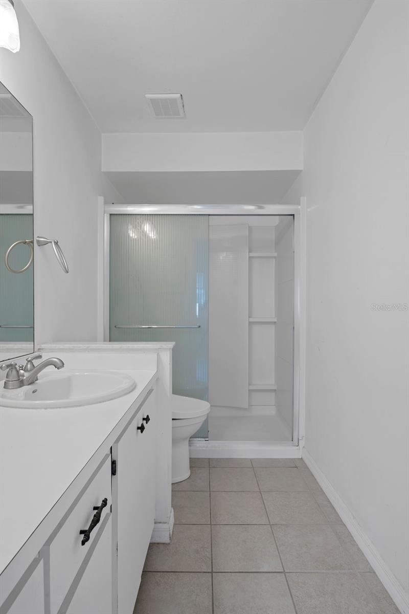 Image 21 of 40 For 601 Hercules Avenue 1602