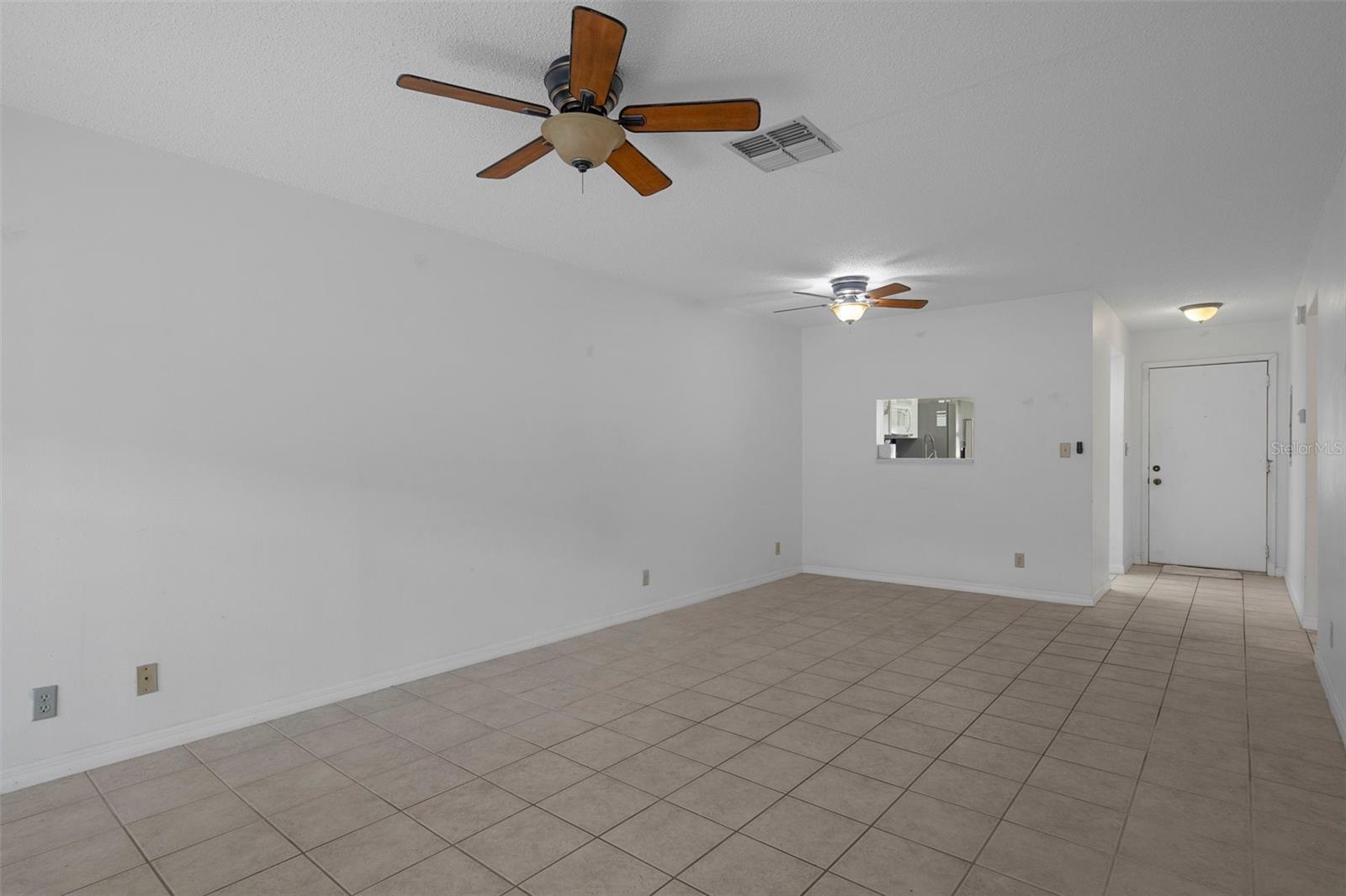 Image 9 of 40 For 601 Hercules Avenue 1602