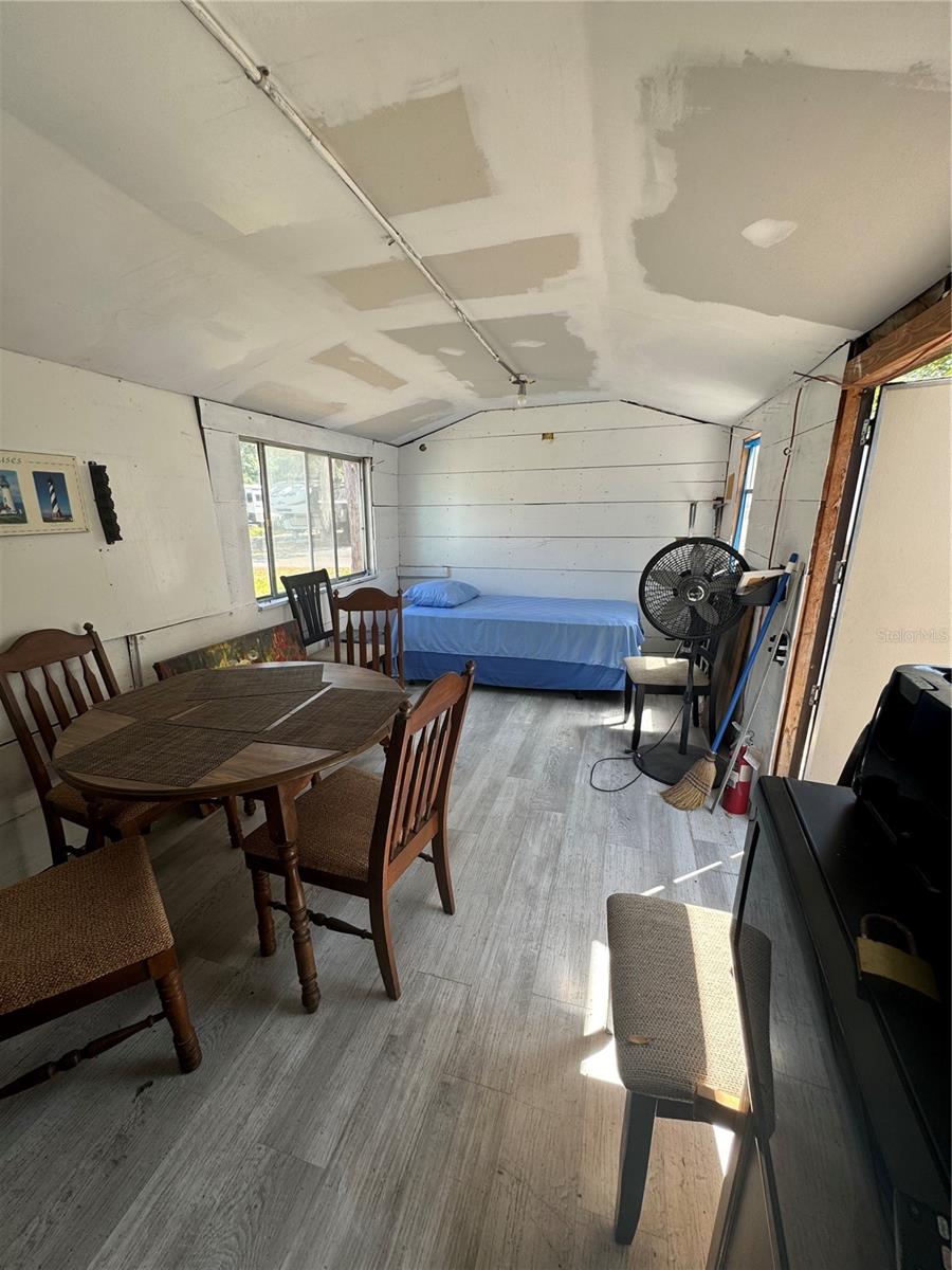 Image 20 of 36 For 2092 Culbreath Road D15