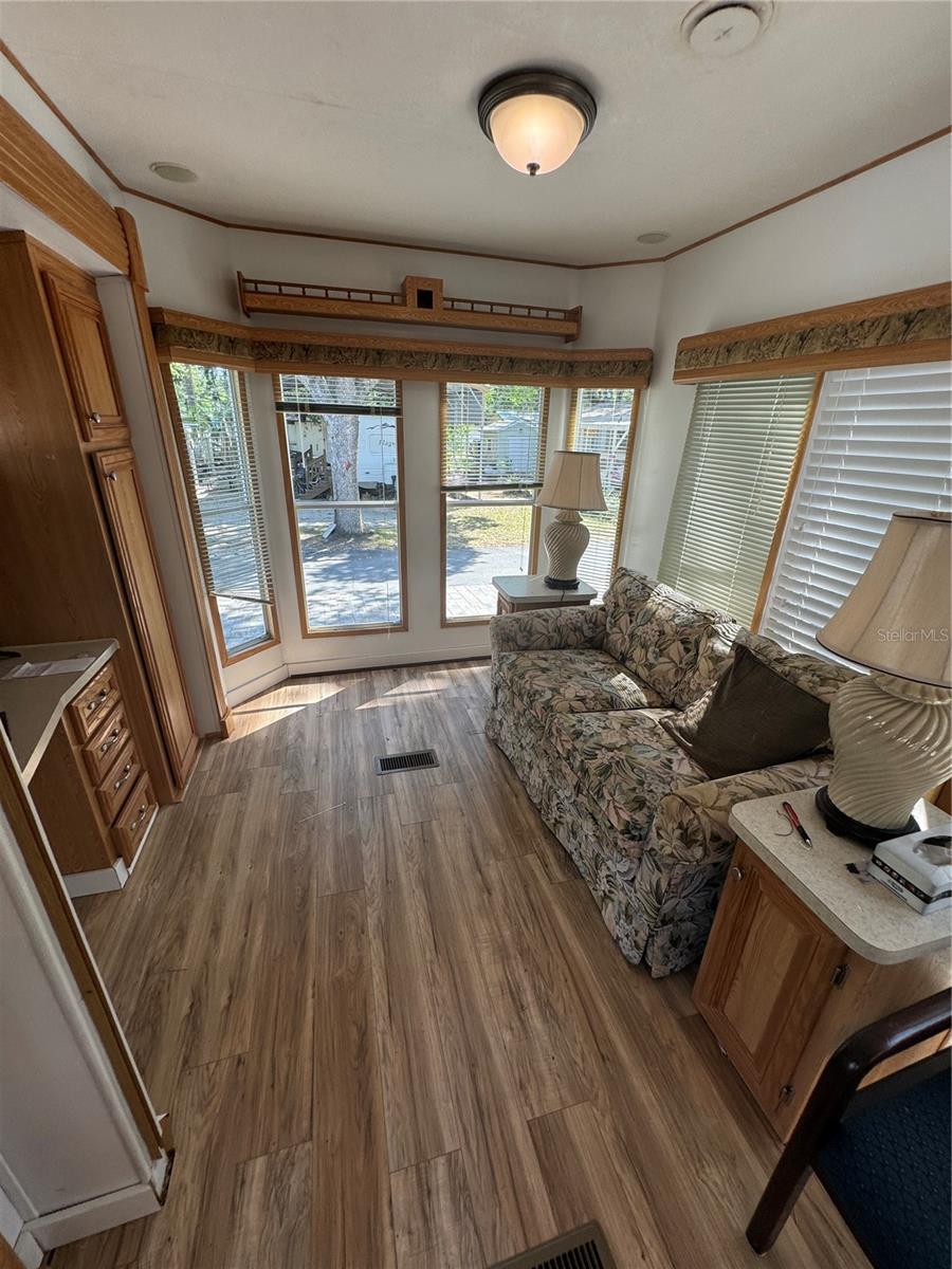 Image 9 of 36 For 2092 Culbreath Road D15