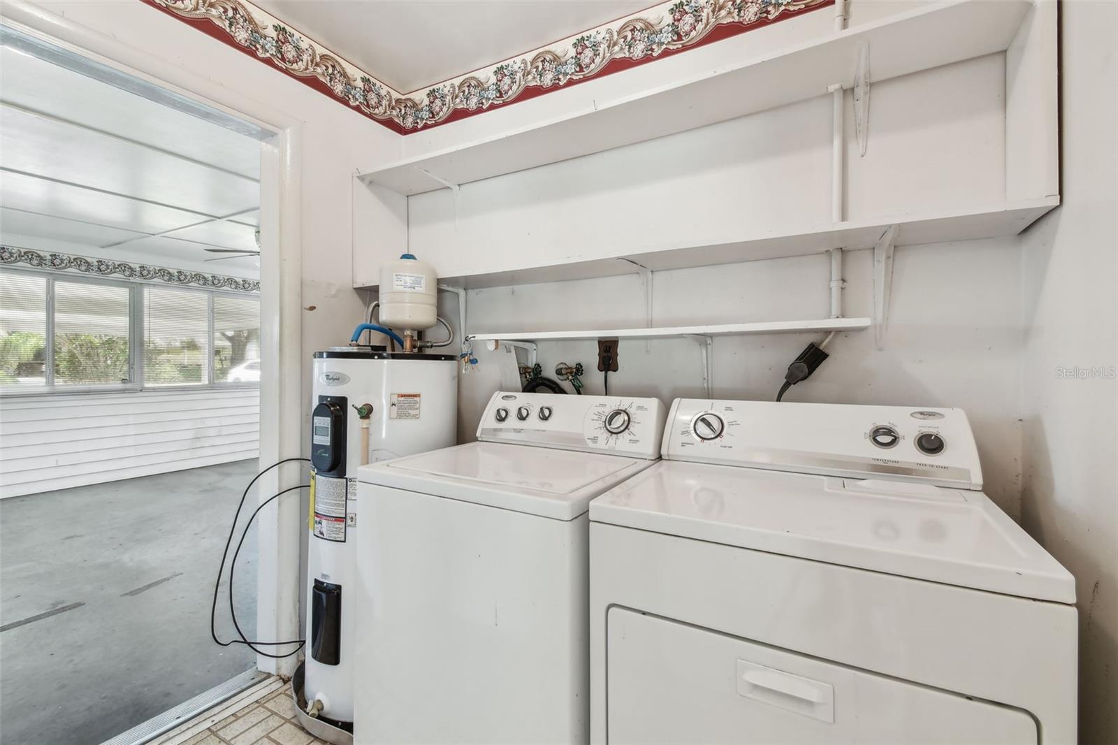 Image 14 of 25 For 6922 Spencer Circle