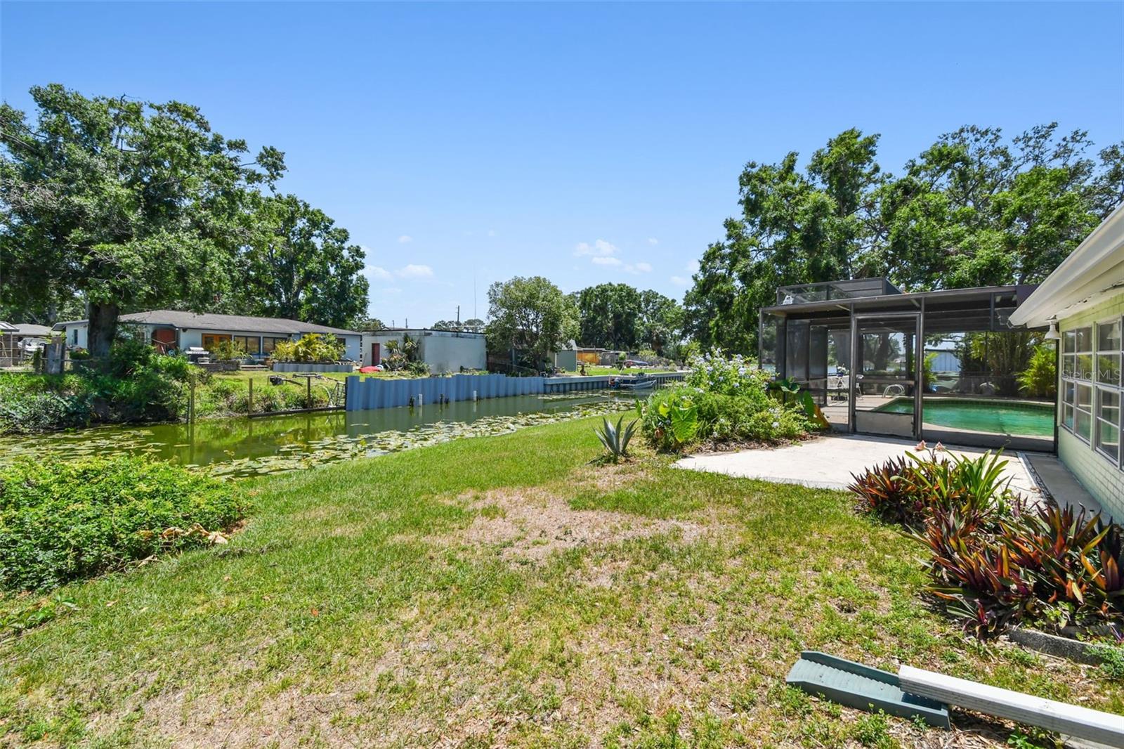 Image 21 of 25 For 6922 Spencer Circle