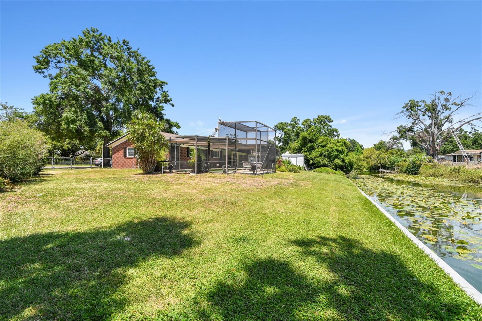 Image 22 of 25 For 6922 Spencer Circle