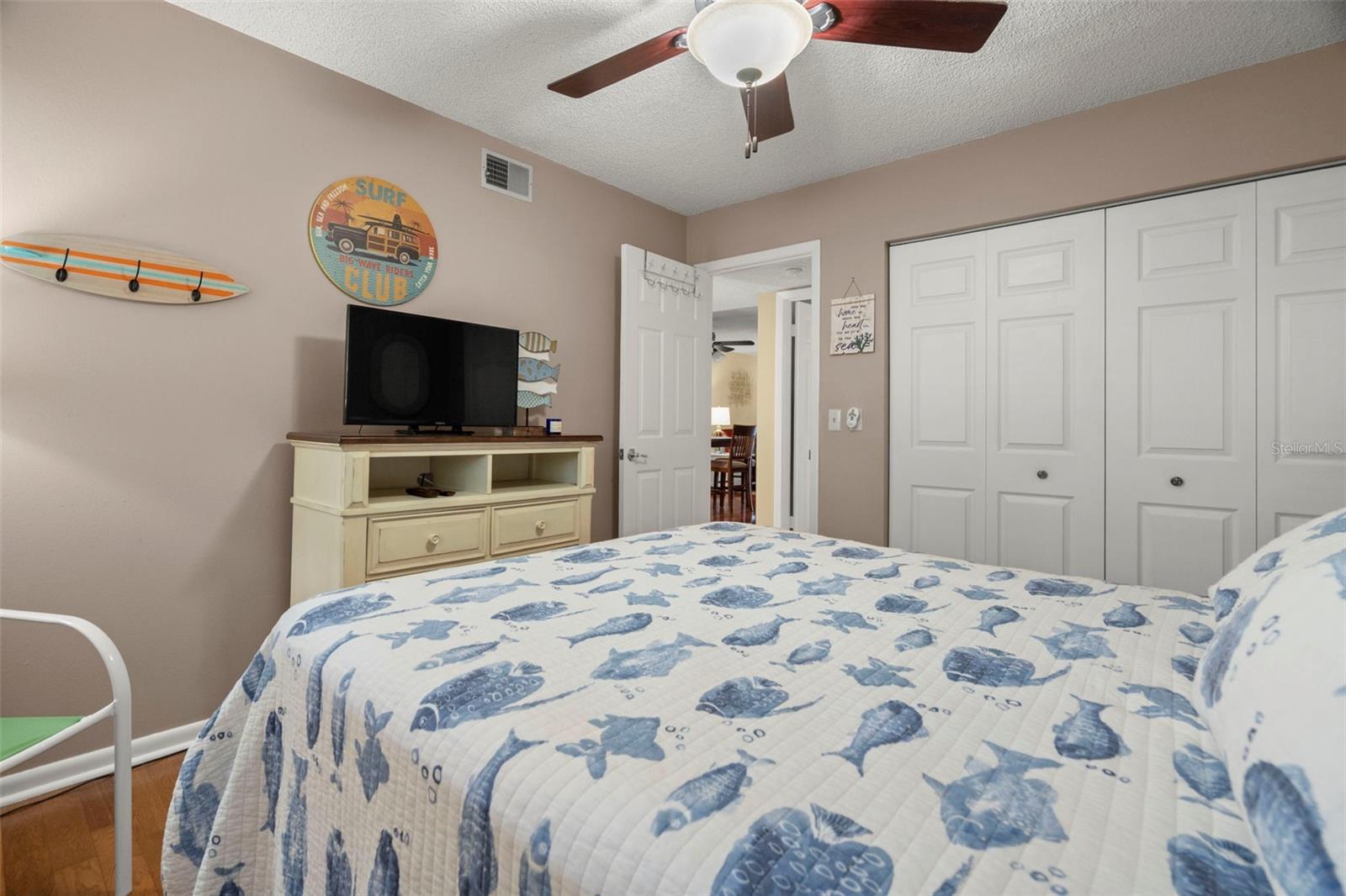 Image 11 of 37 For 1817 Golfview Drive 1817