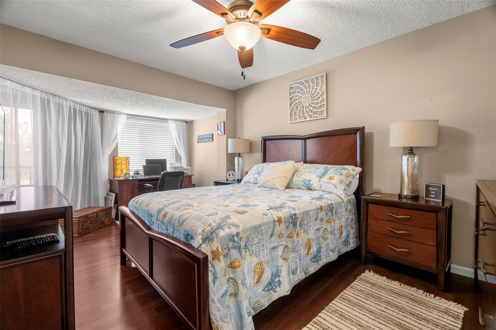 Image 12 of 37 For 1817 Golfview Drive 1817