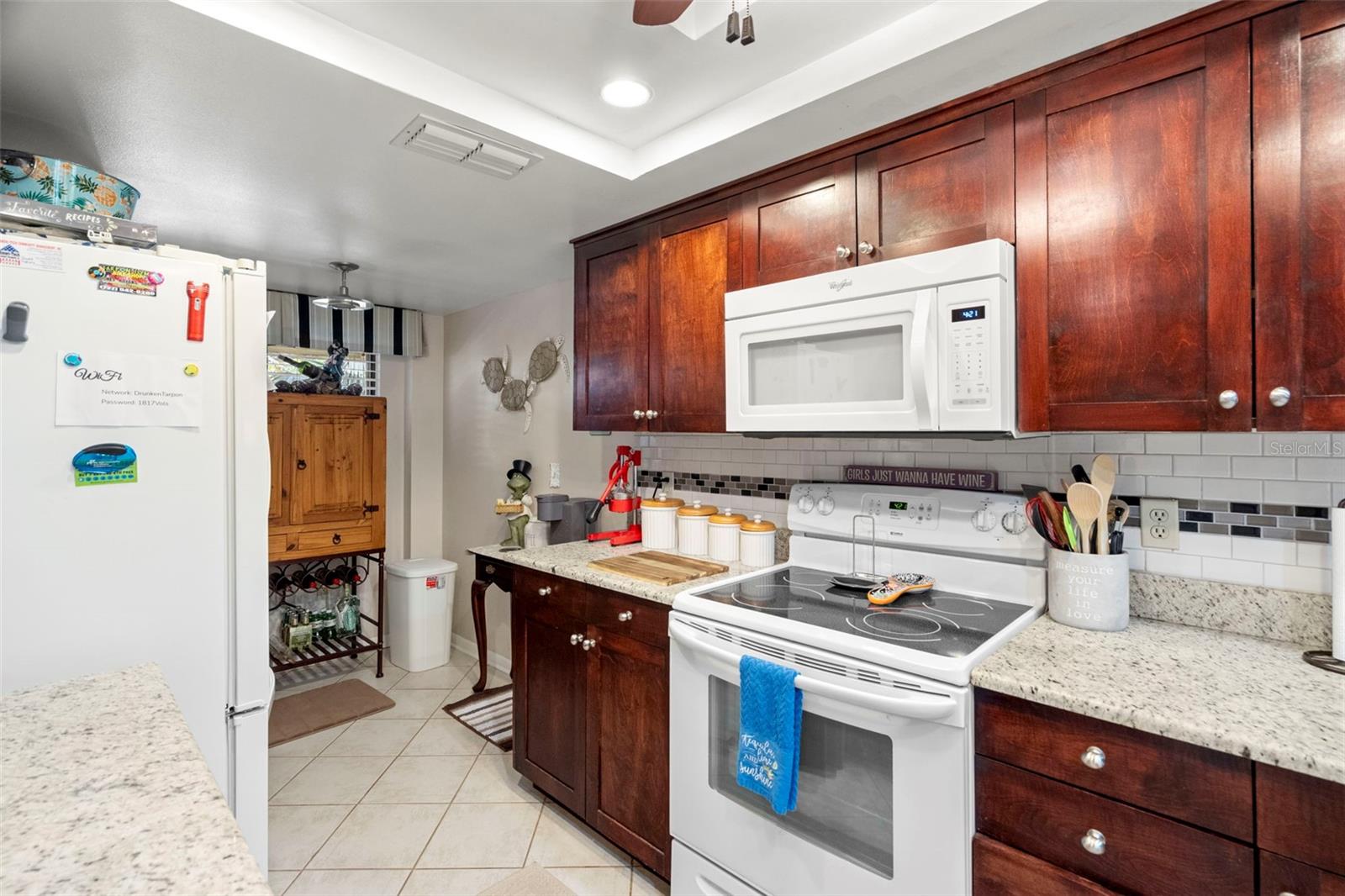 Image 31 of 37 For 1817 Golfview Drive 1817