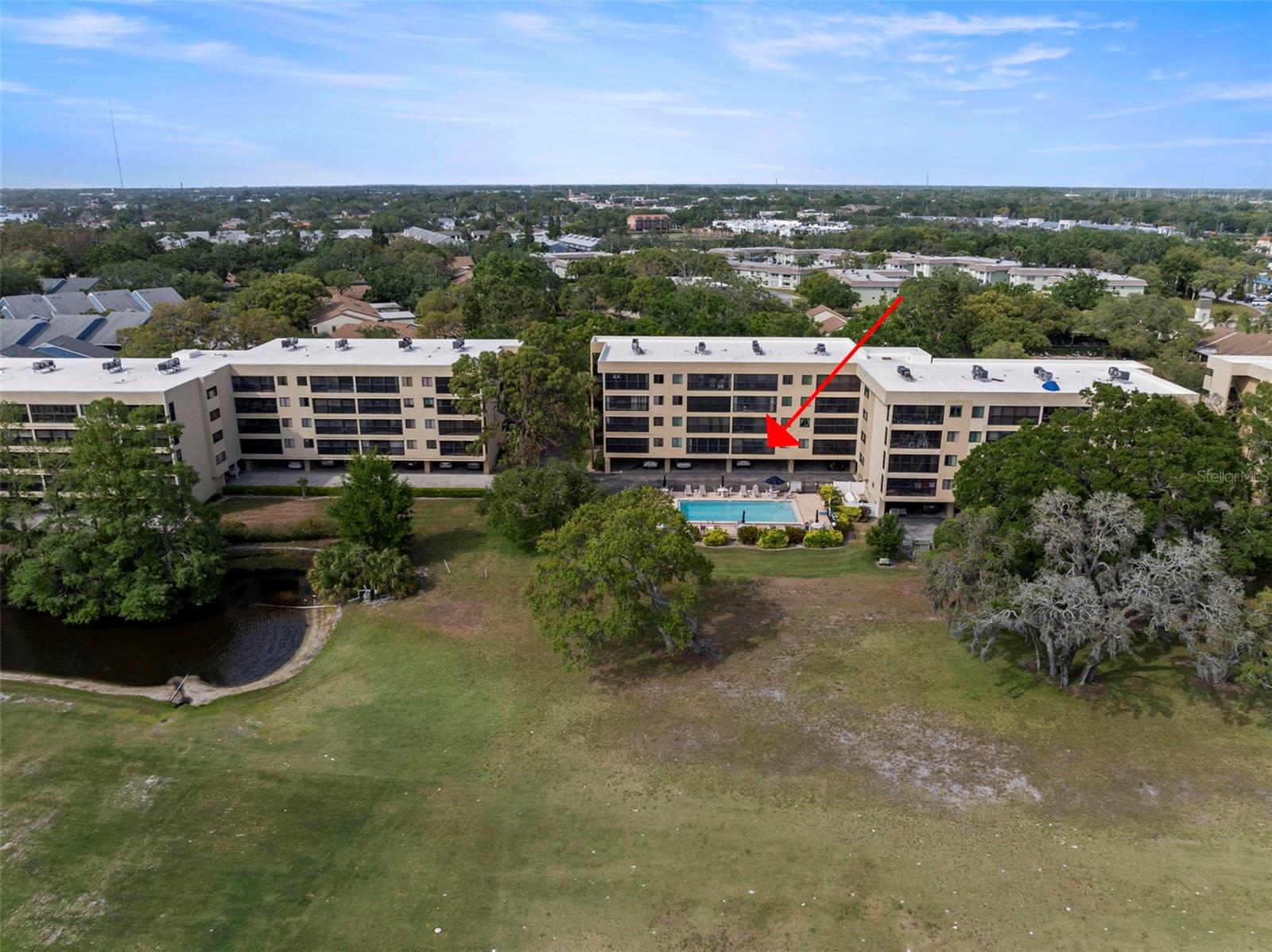 Image 4 of 37 For 1817 Golfview Drive 1817