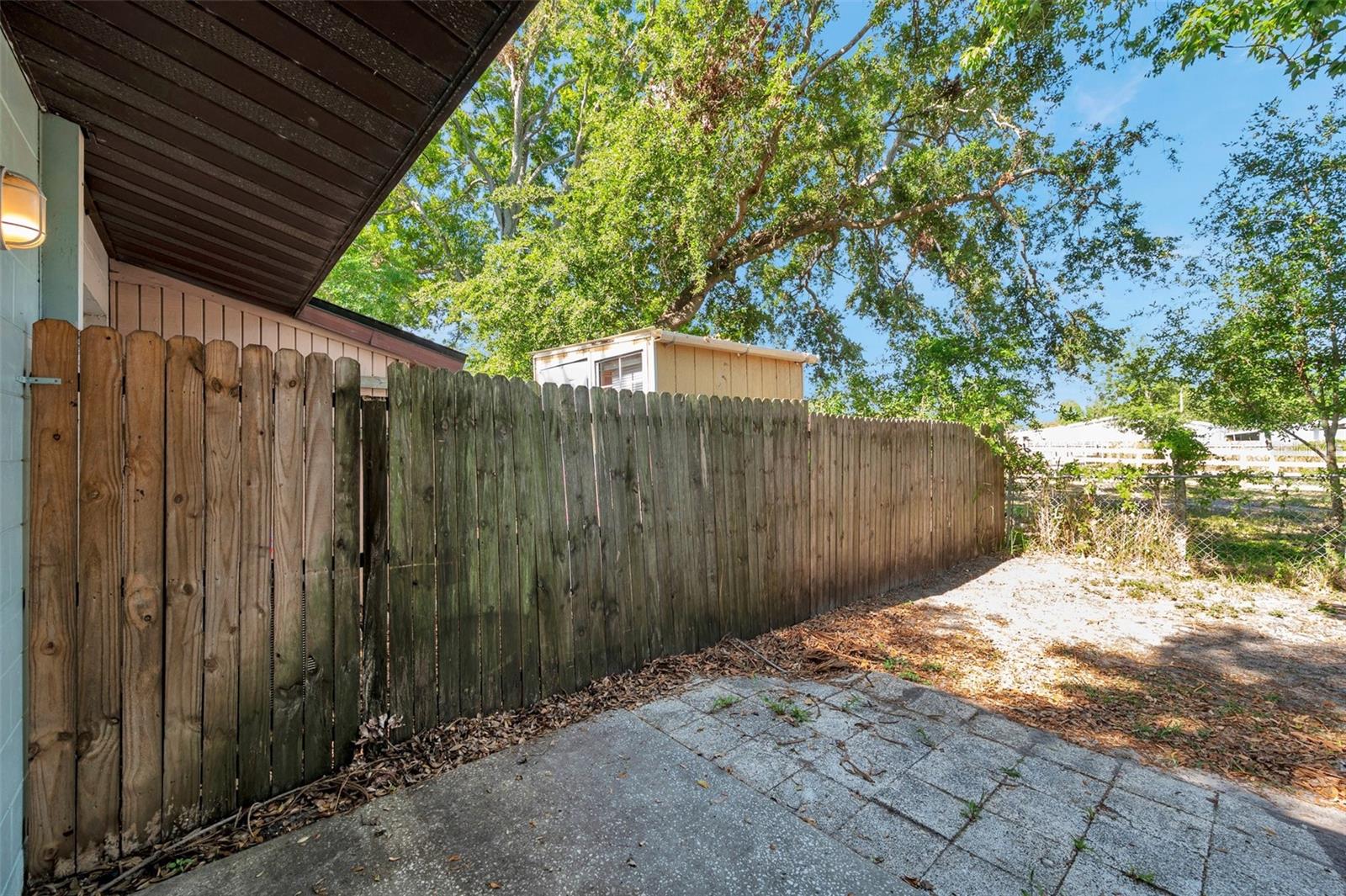 Image 19 of 24 For 14724 Sunset Street