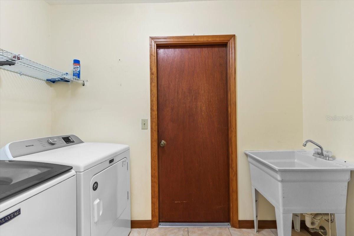 Image 30 of 65 For 3808 Hollow Wood Drive