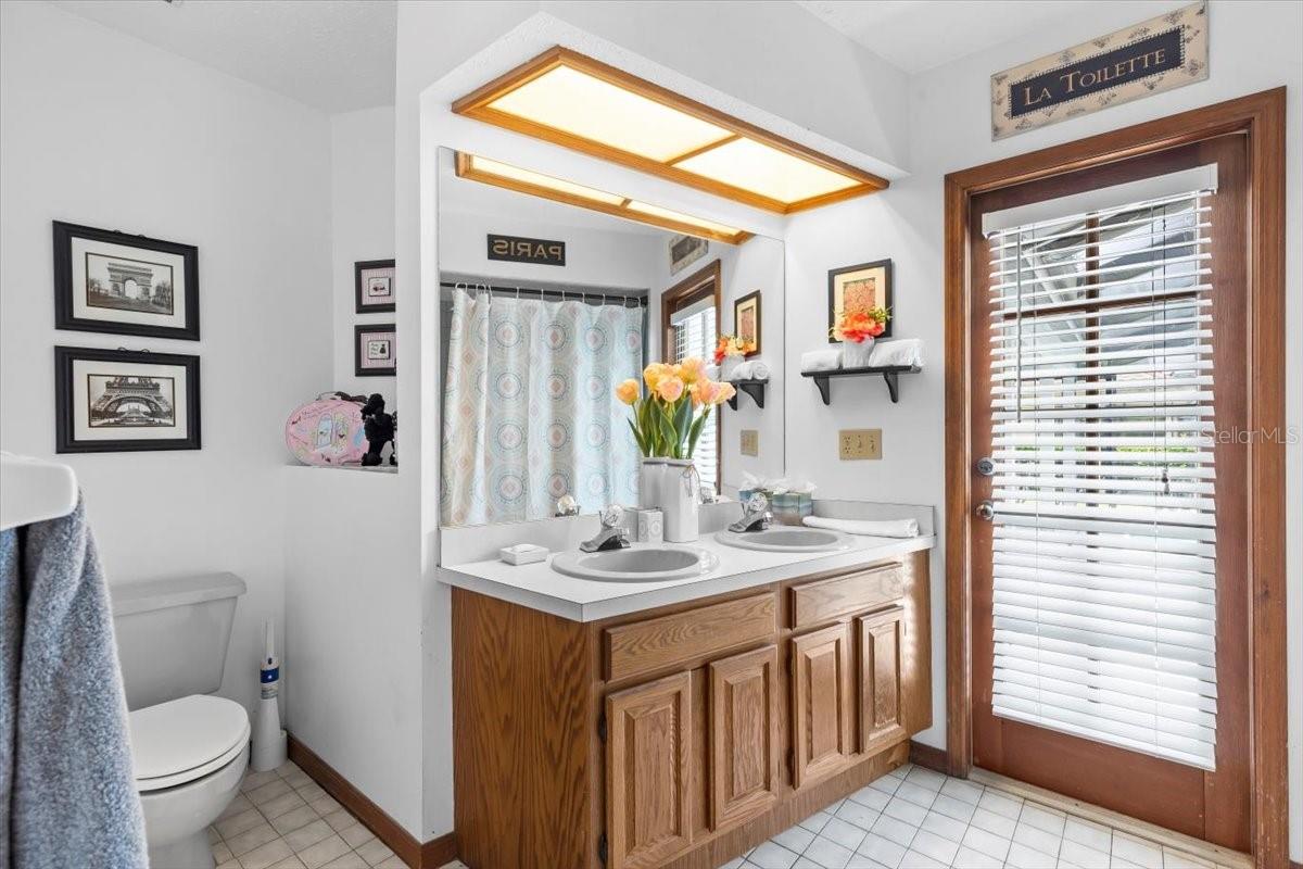 Image 34 of 65 For 3808 Hollow Wood Drive