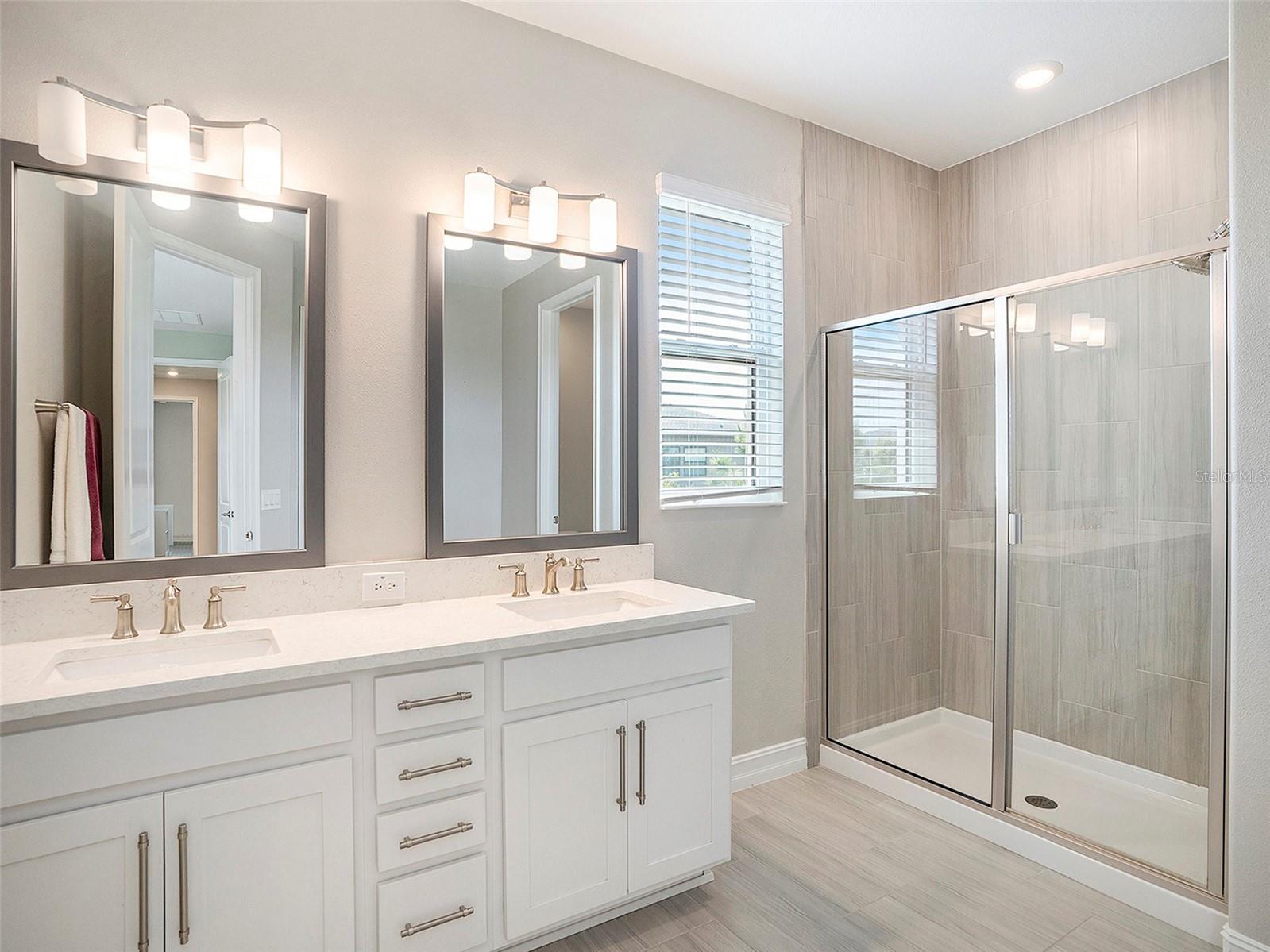 Image 19 of 52 For 4644 Almada Lane