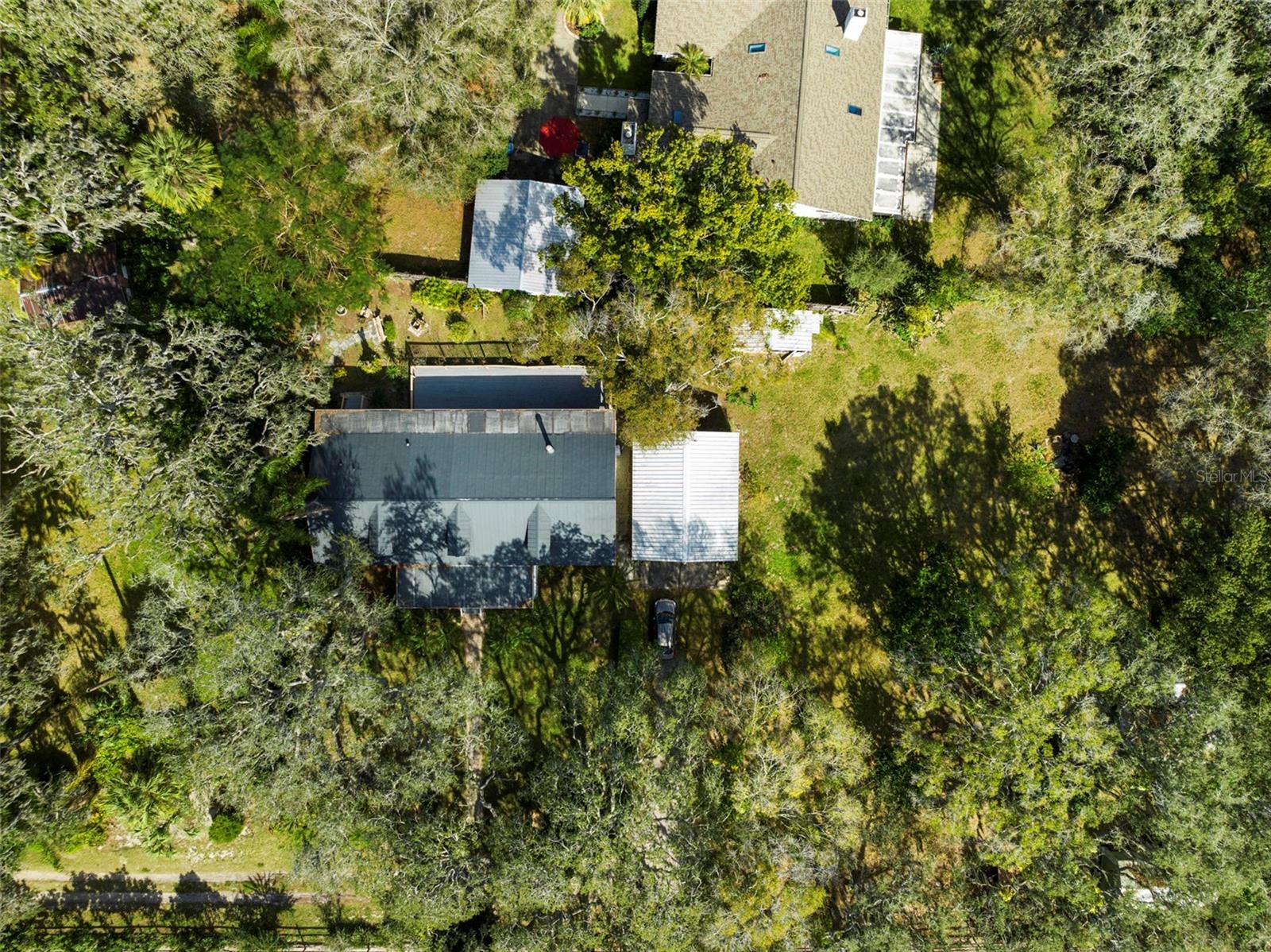 Listing photo id 38 for 13015 Elm Street