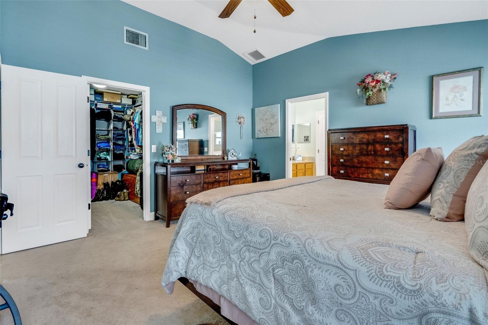 Image 14 of 41 For 16905 Hawkridge Road