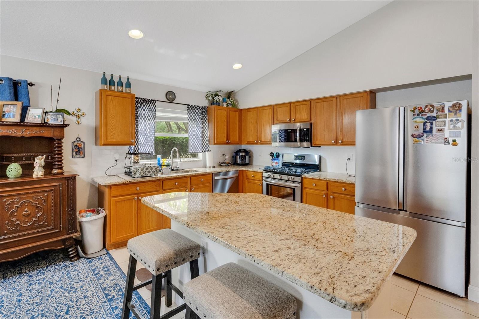 Image 8 of 41 For 16905 Hawkridge Road