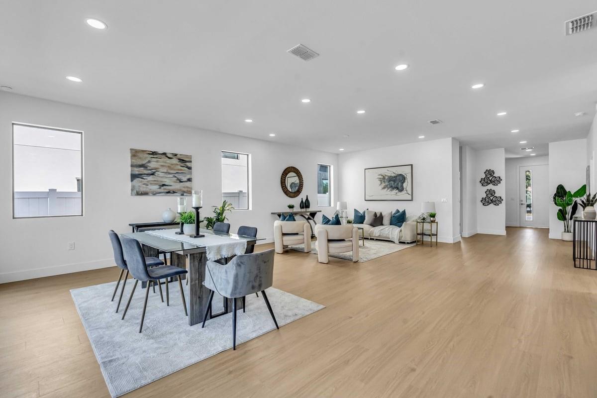 Image 13 of 28 For 2721 17th Avenue N