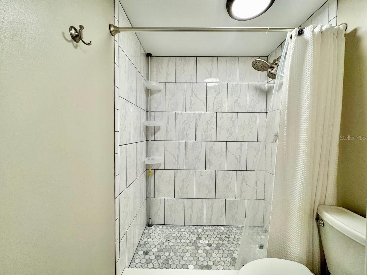 Image 21 of 34 For 5537 Sea Forest Drive 205