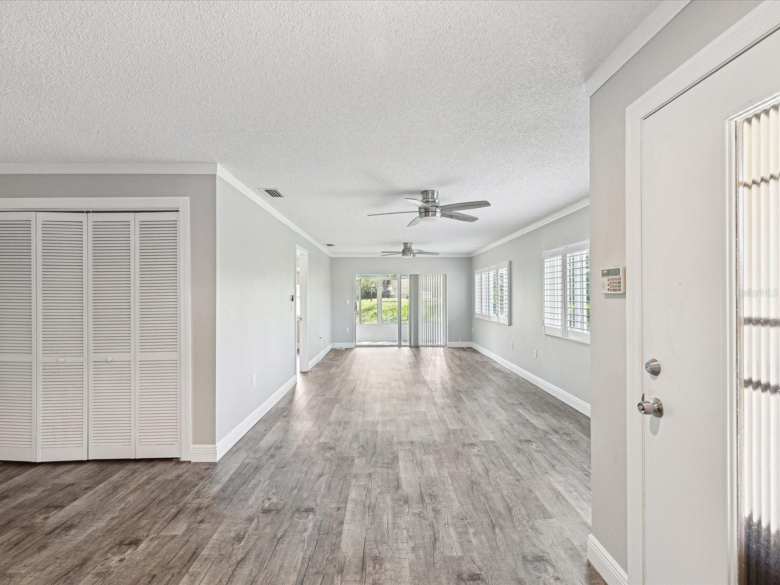 Image 11 of 46 For 4016 Lighthouse Way