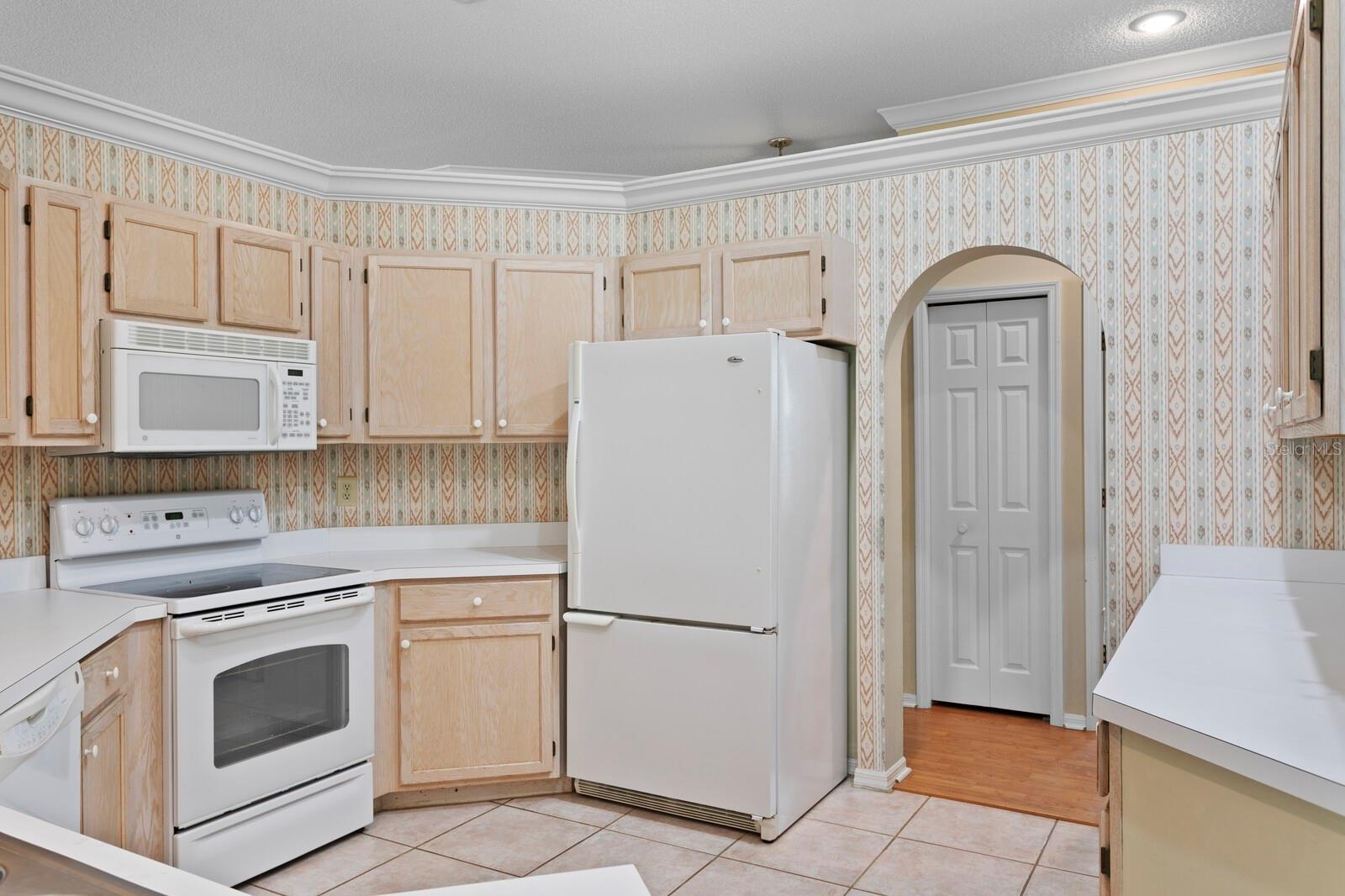 Image 16 of 43 For 15314 Sherwood Forest Drive