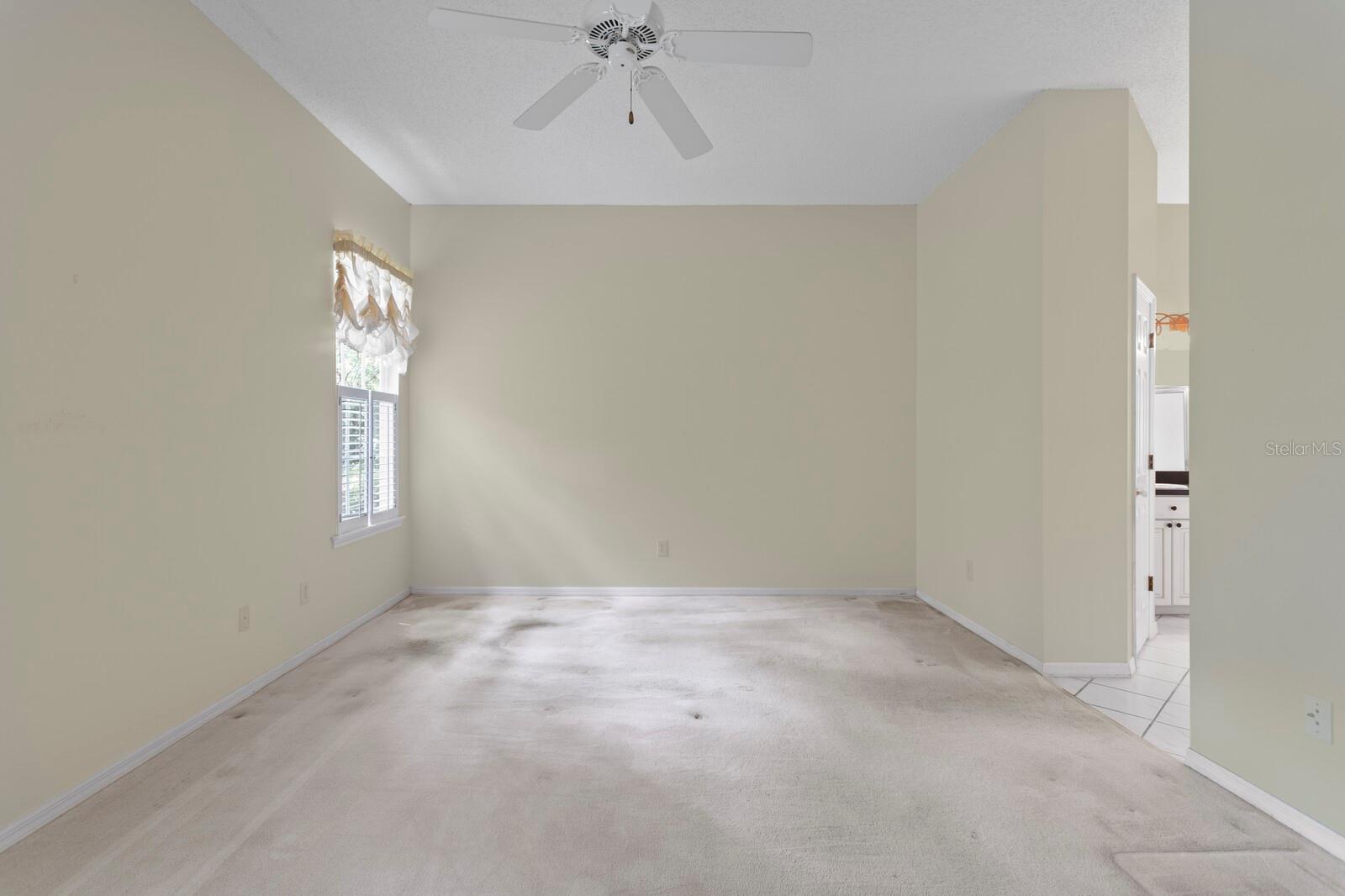 Image 19 of 43 For 15314 Sherwood Forest Drive