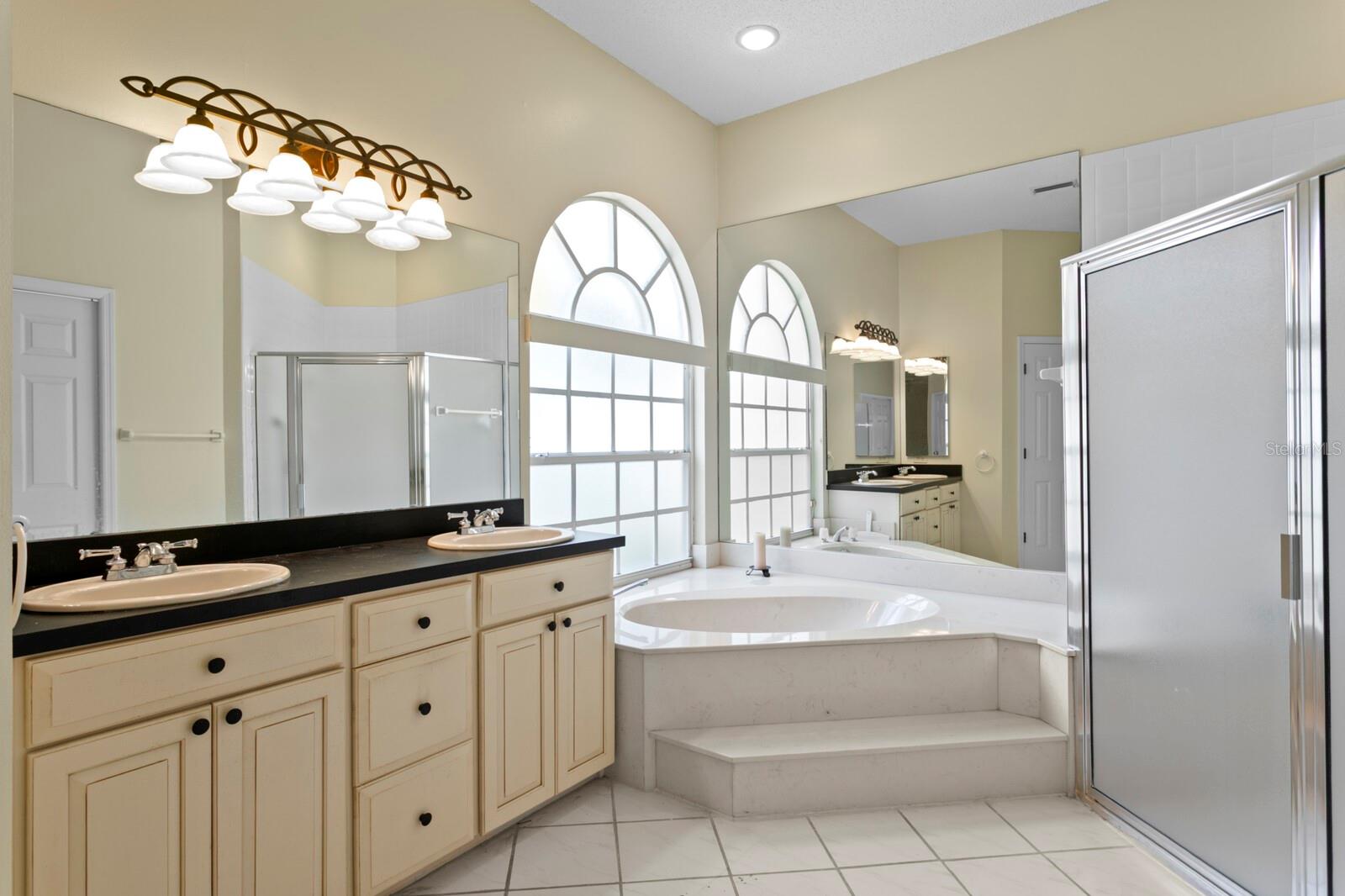 Image 20 of 43 For 15314 Sherwood Forest Drive