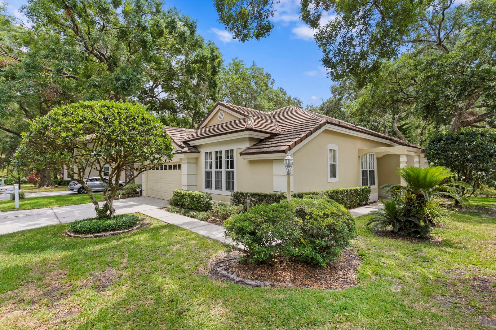 Image 4 of 43 For 15314 Sherwood Forest Drive