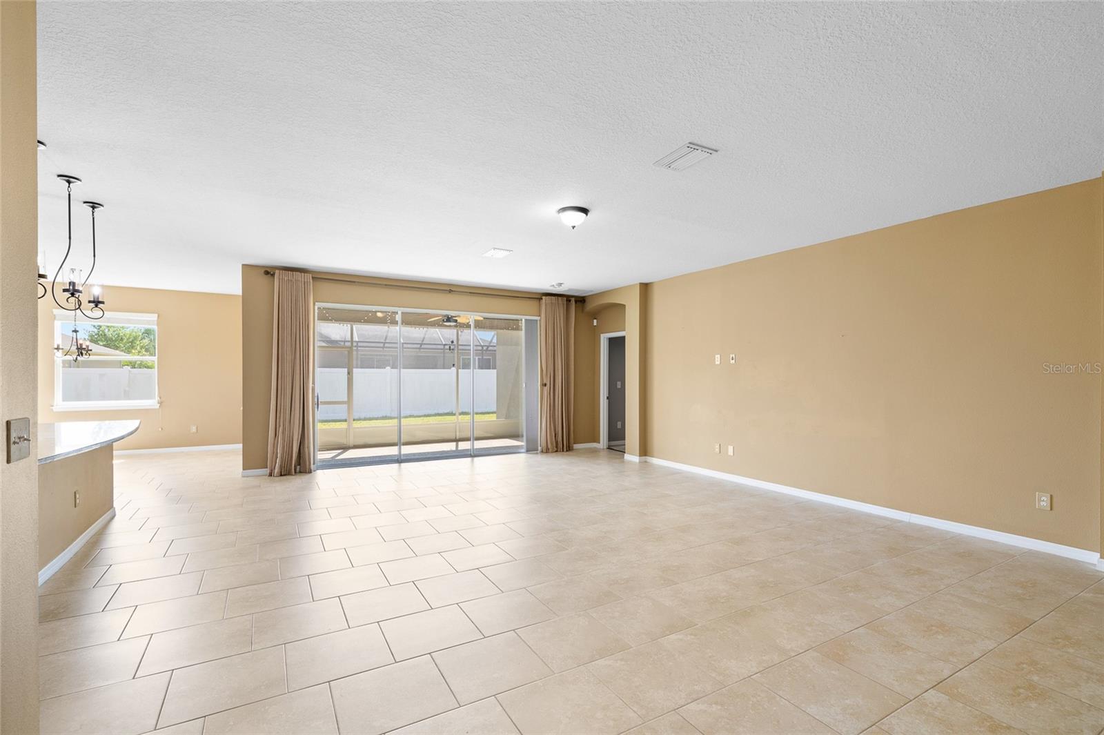 Image 14 of 44 For 5453 Suncatcher Drive