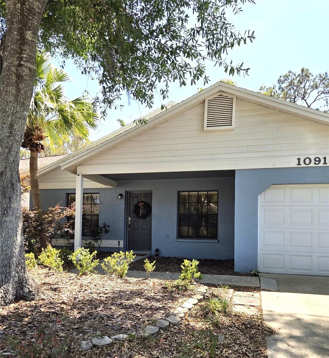 Listing photo id 0 for 10918 Freemont Drive