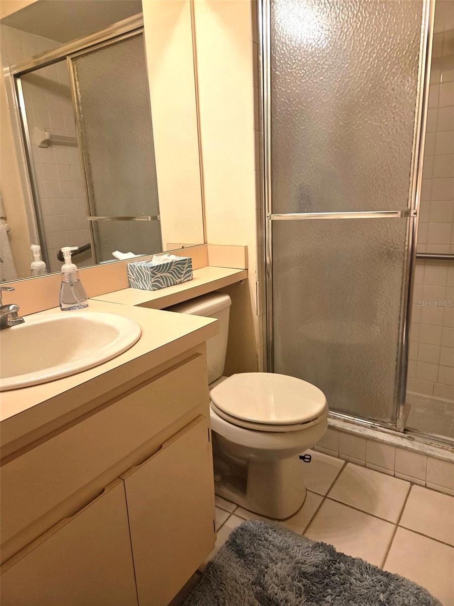 Listing photo id 6 for 10918 Freemont Drive