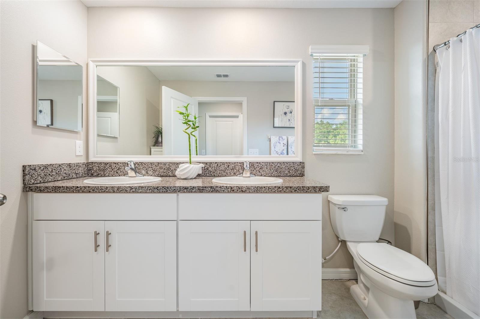 Image 18 of 45 For 4550 Globe Thistle Drive