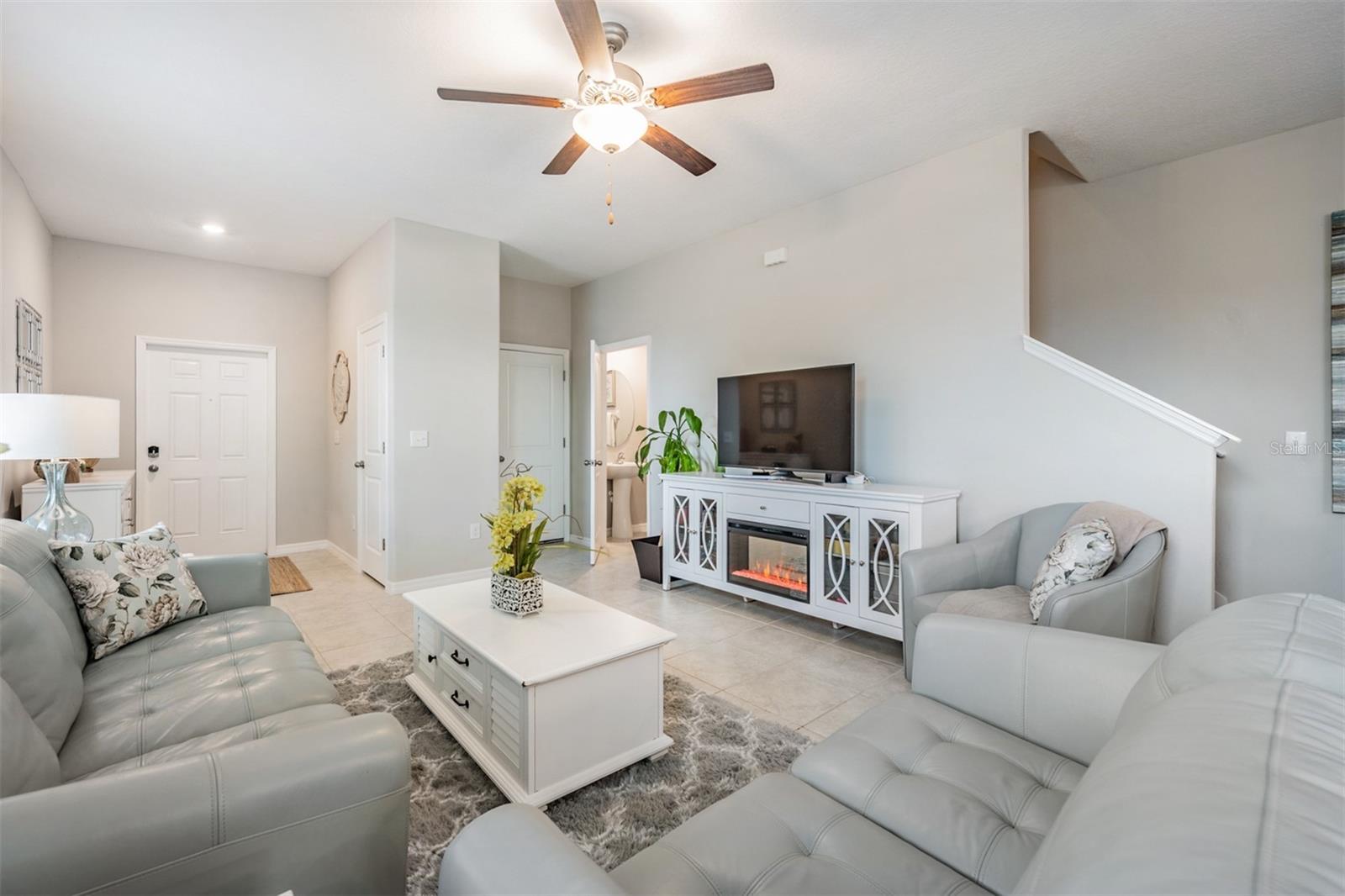 Image 8 of 45 For 4550 Globe Thistle Drive