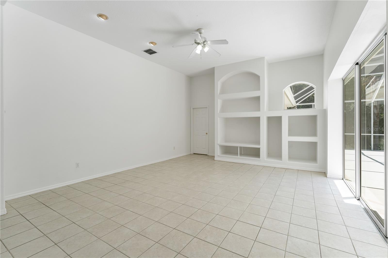 Image 25 of 94 For 17812 Arbor Greene Drive