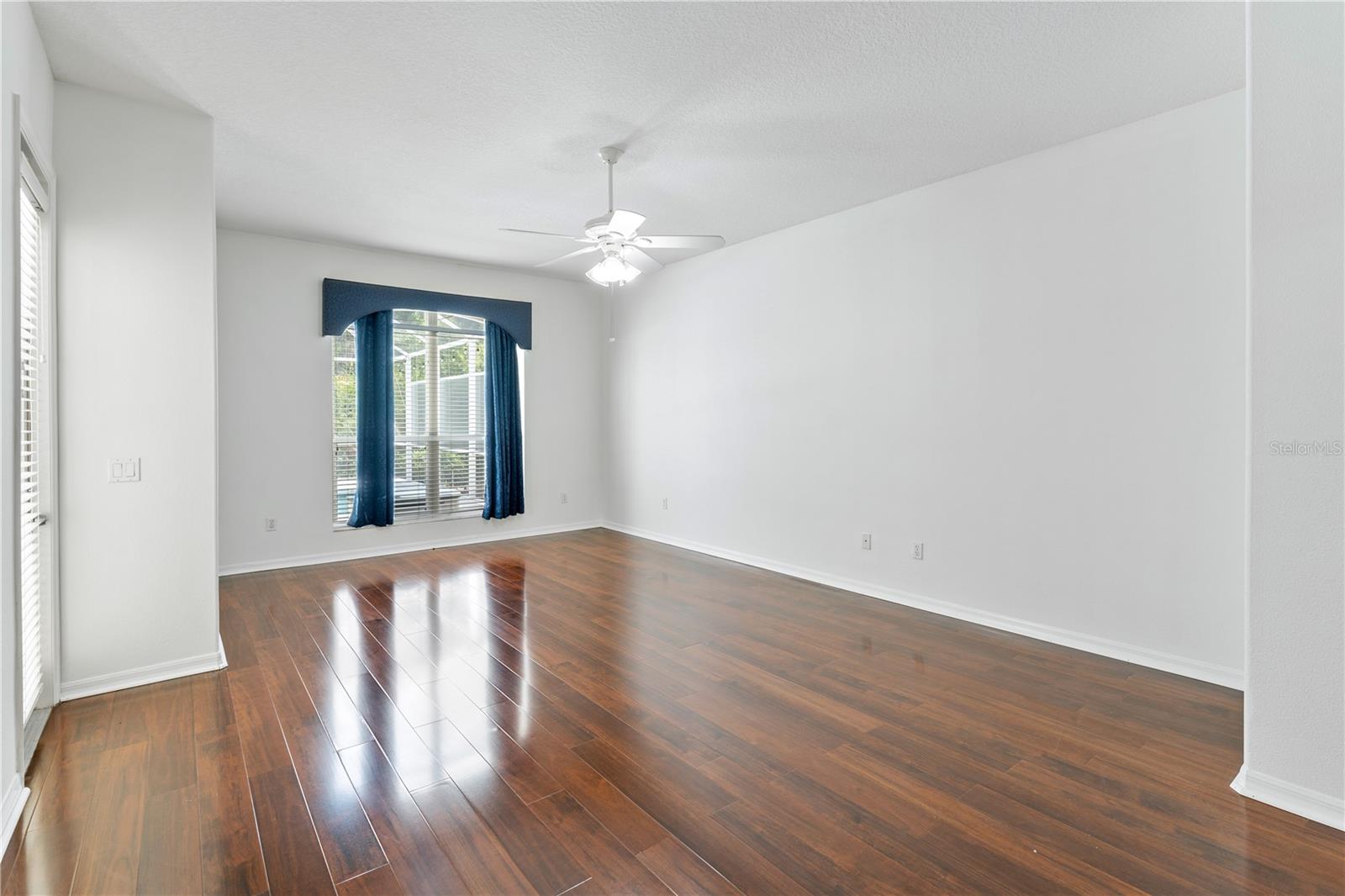 Image 32 of 94 For 17812 Arbor Greene Drive