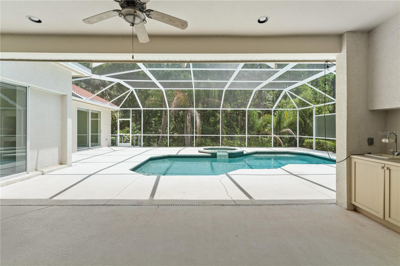 Image 71 of 94 For 17812 Arbor Greene Drive