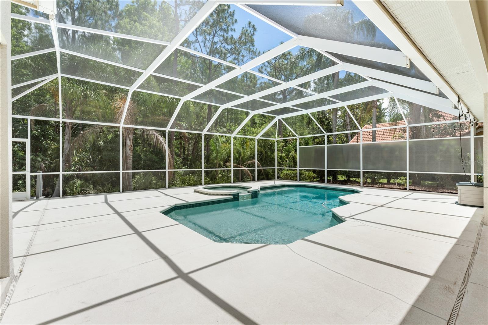 Image 73 of 94 For 17812 Arbor Greene Drive