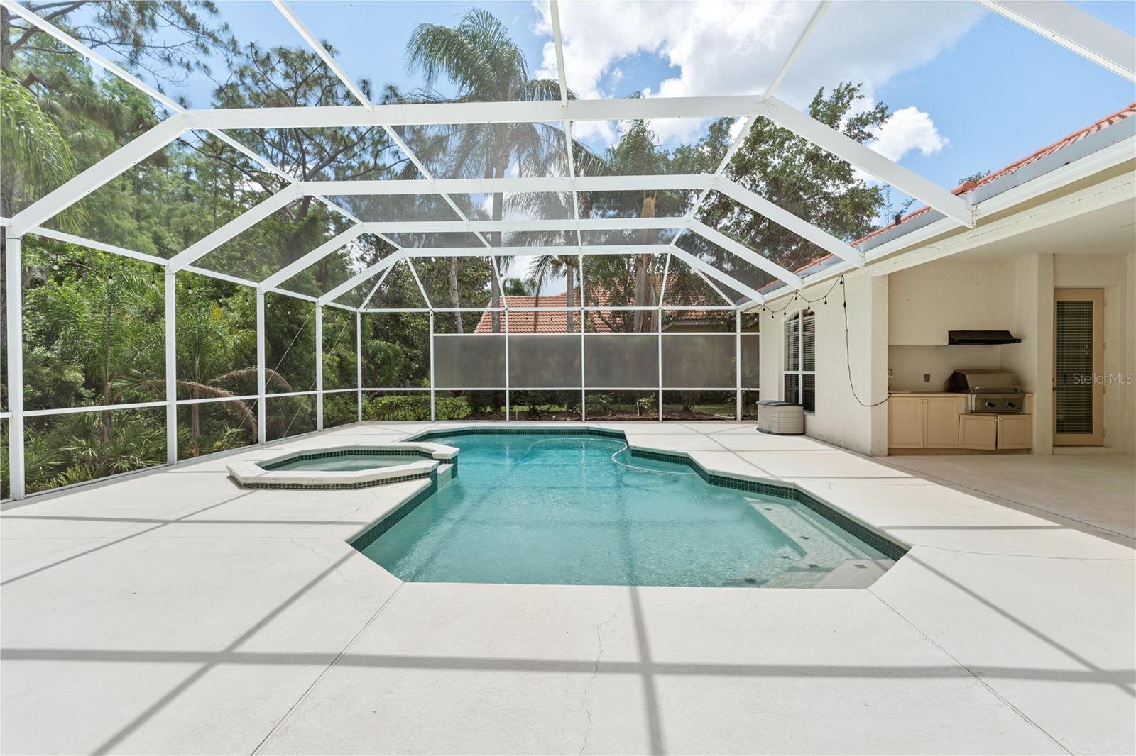 Image 75 of 94 For 17812 Arbor Greene Drive