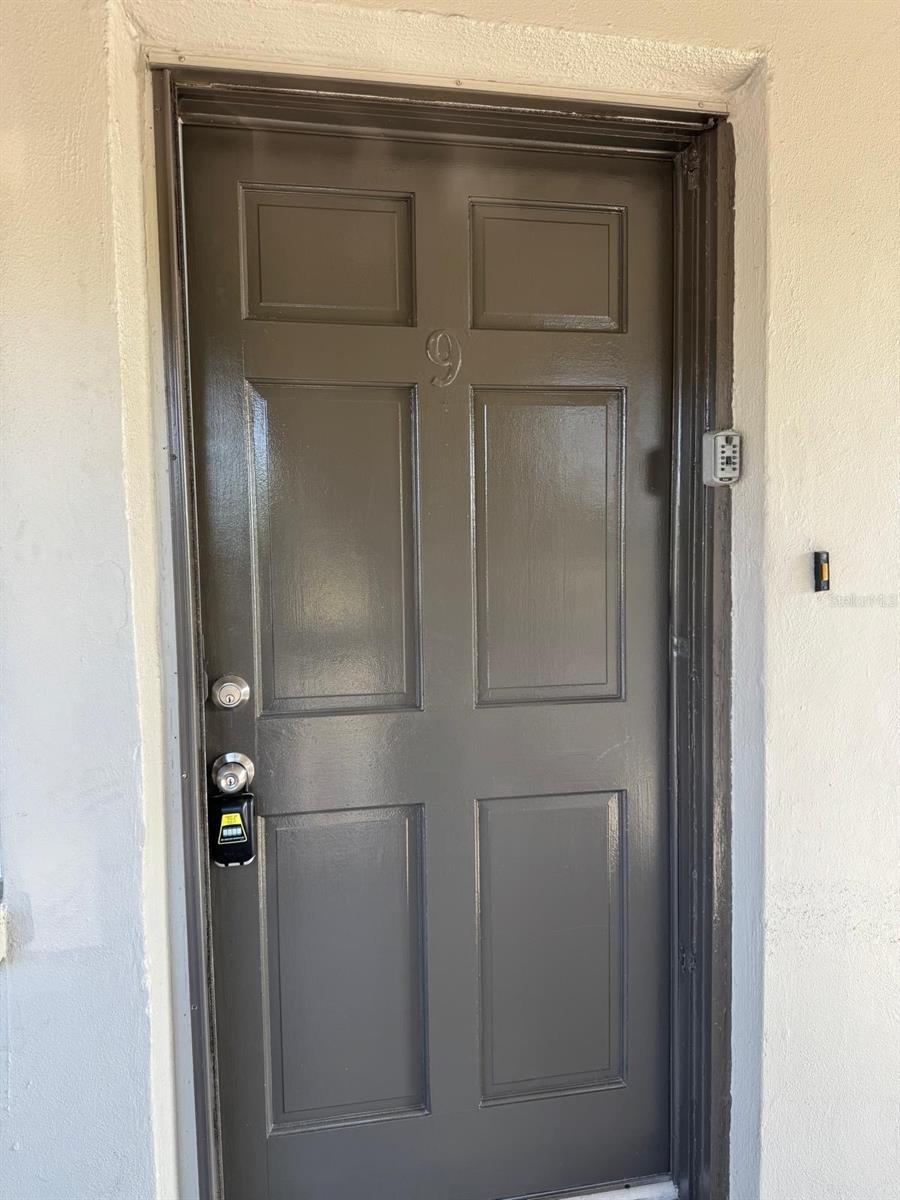 Details for 6026 22nd Avenue N 9, ST PETERSBURG, FL 33710