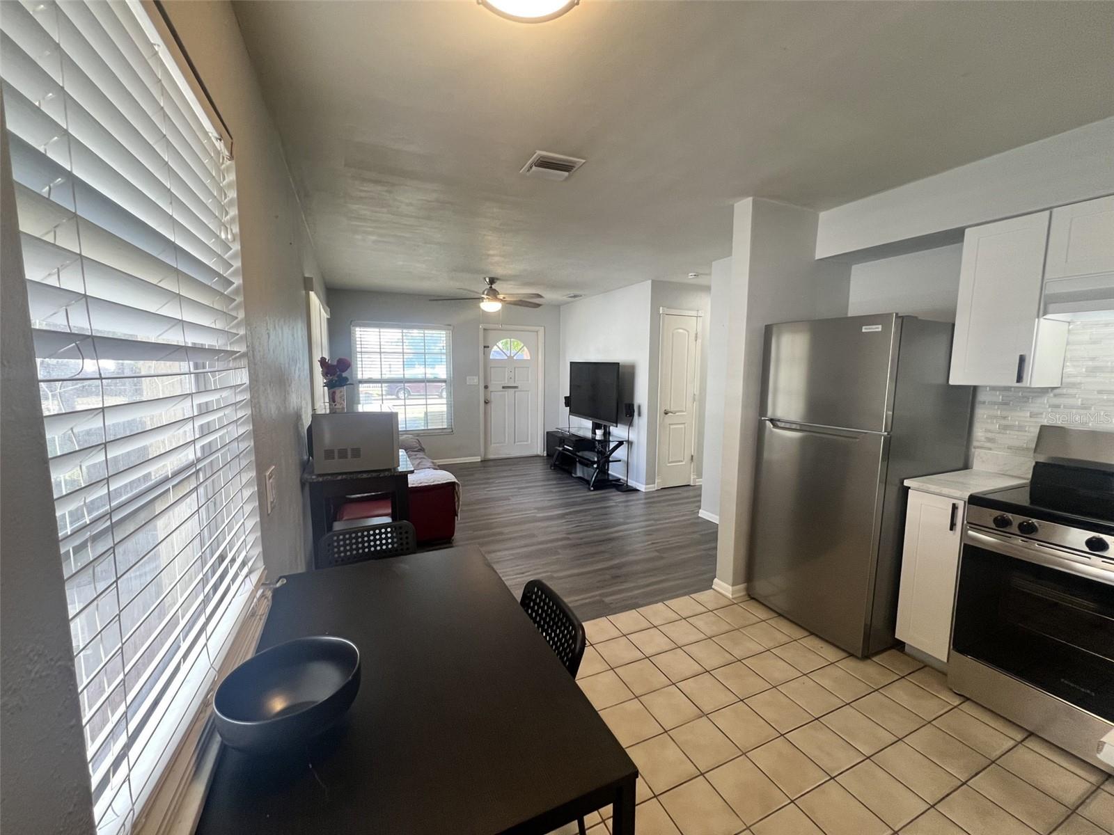 Image 11 of 16 For 772 71st Avenue N